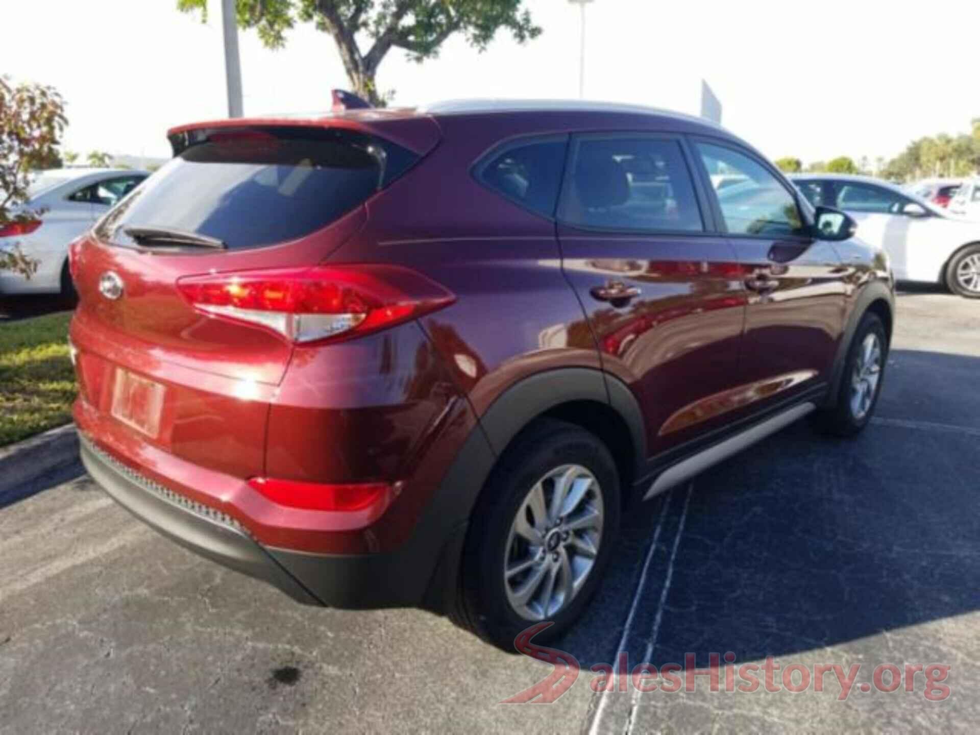 KM8J33A49JU640518 2018 HYUNDAI TUCSON