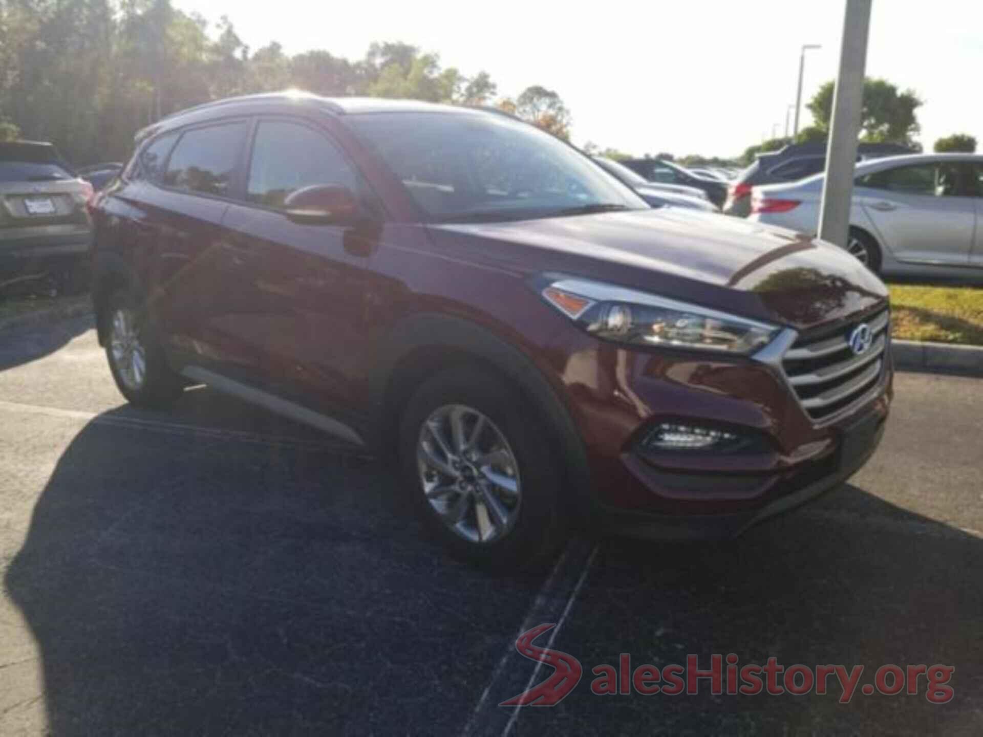 KM8J33A49JU640518 2018 HYUNDAI TUCSON