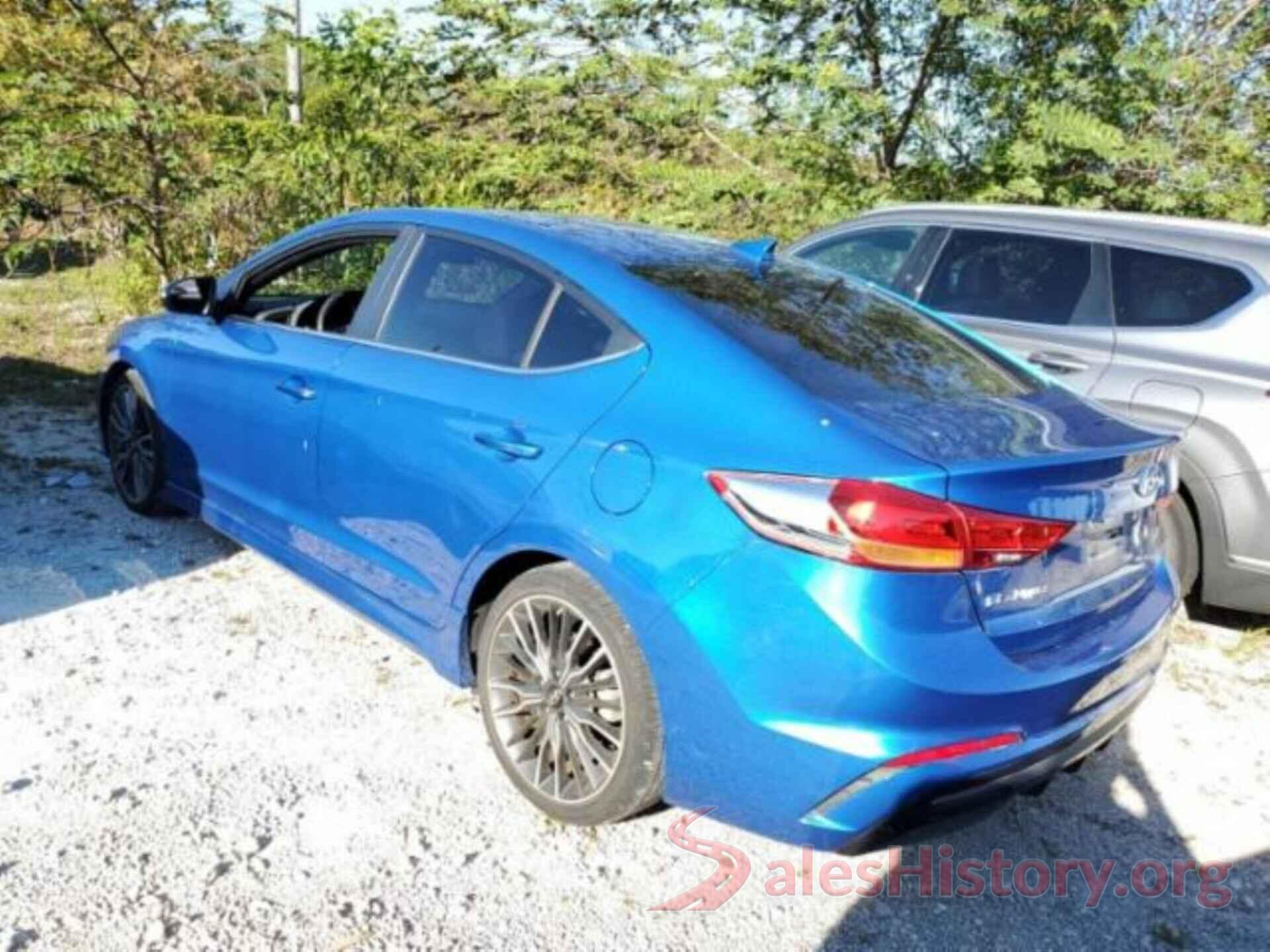 KMHD04LB4JU611239 2018 HYUNDAI ELANTRA