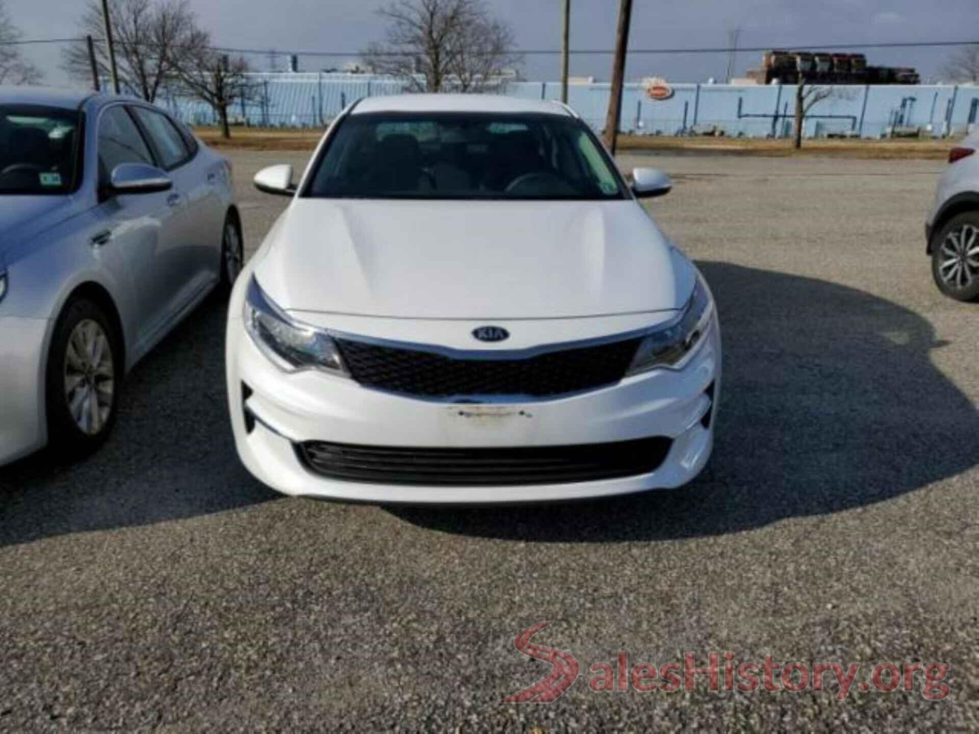 5XXGT4L35JG259960 2018 KIA OPTIMA