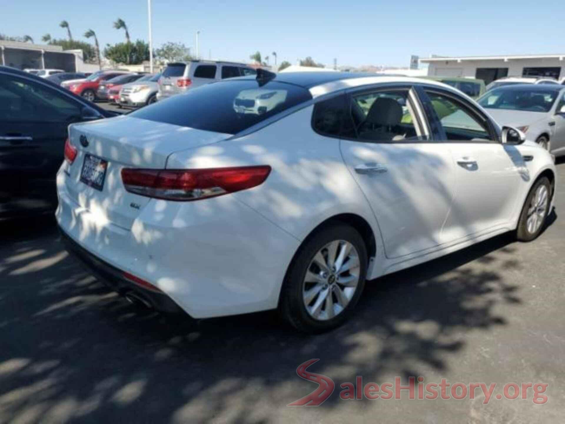 5XXGU4L39JG206689 2018 KIA OPTIMA