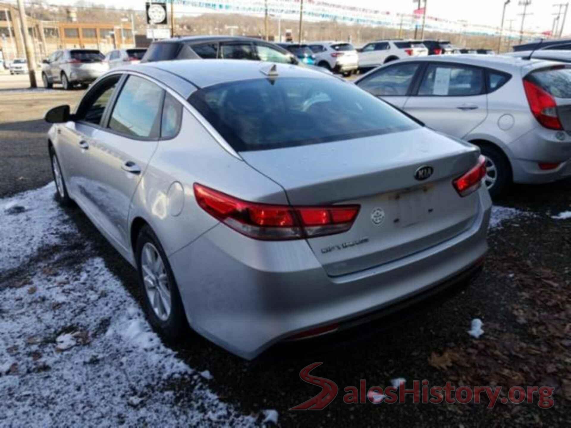 KNAGT4L33H5148481 2017 KIA OPTIMA