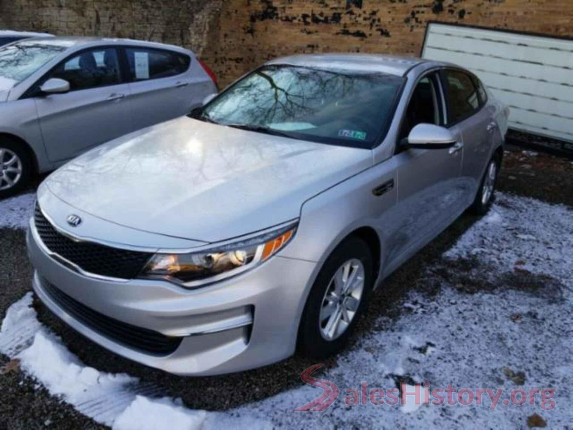 KNAGT4L33H5148481 2017 KIA OPTIMA