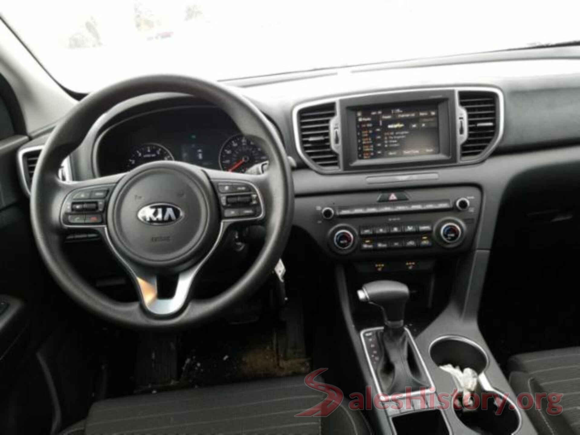 KNDPMCAC9J7422371 2018 KIA SPORTAGE