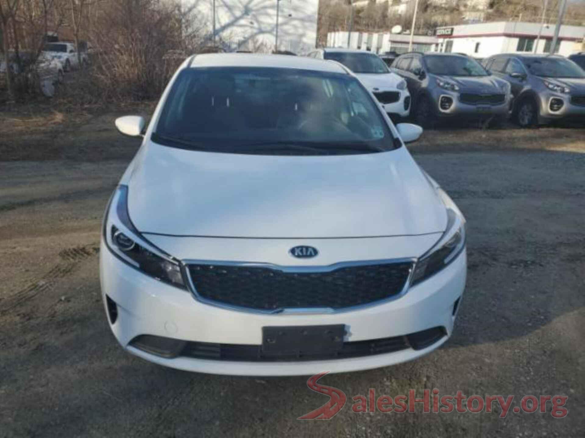 3KPFK4A7XHE158985 2017 KIA FORTE