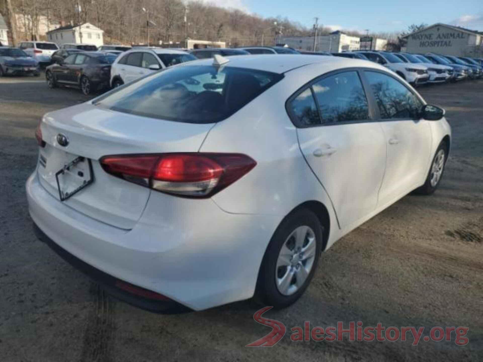 3KPFK4A7XHE158985 2017 KIA FORTE