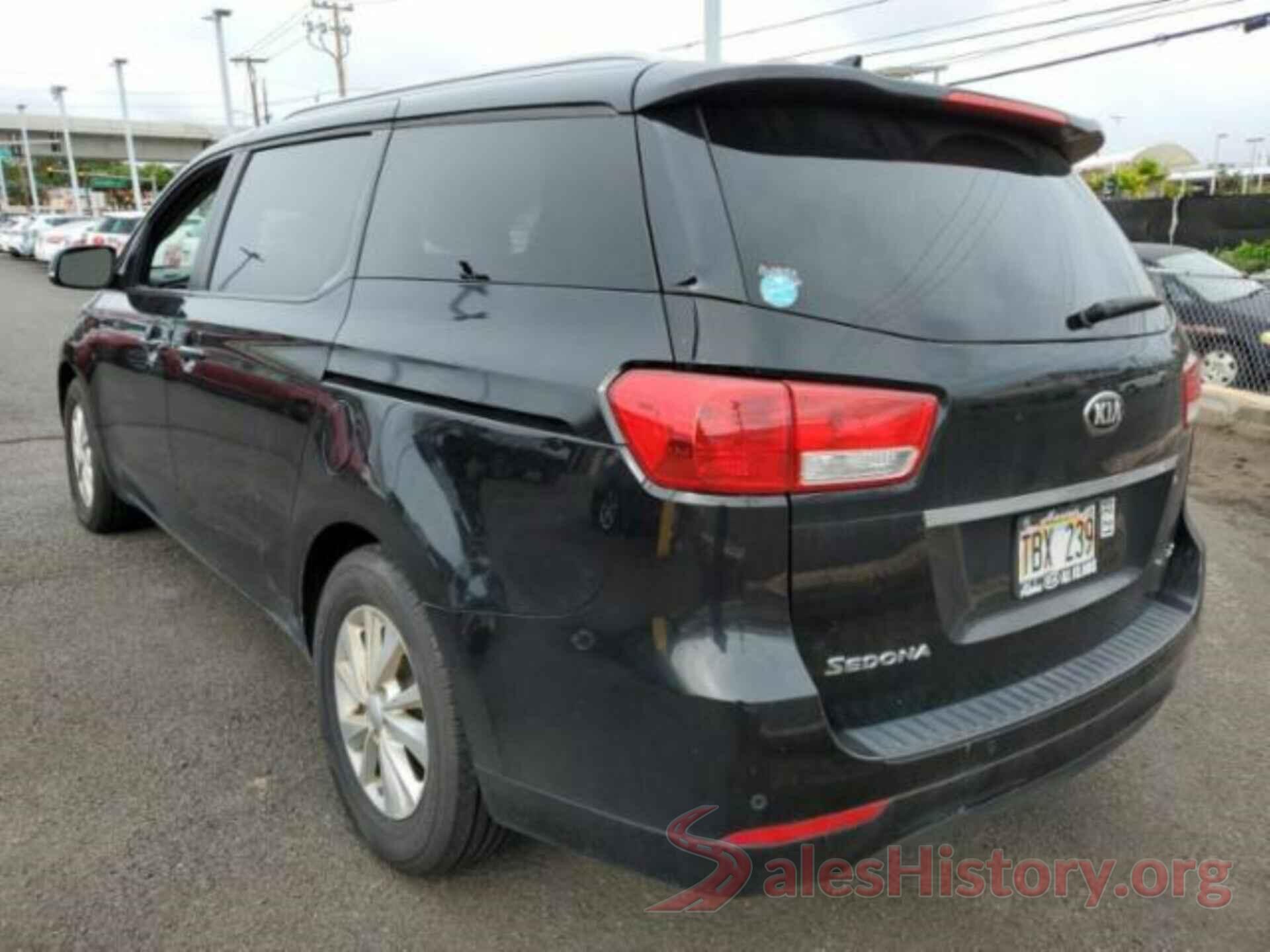 KNDMB5C1XG6213459 2016 KIA SEDONA