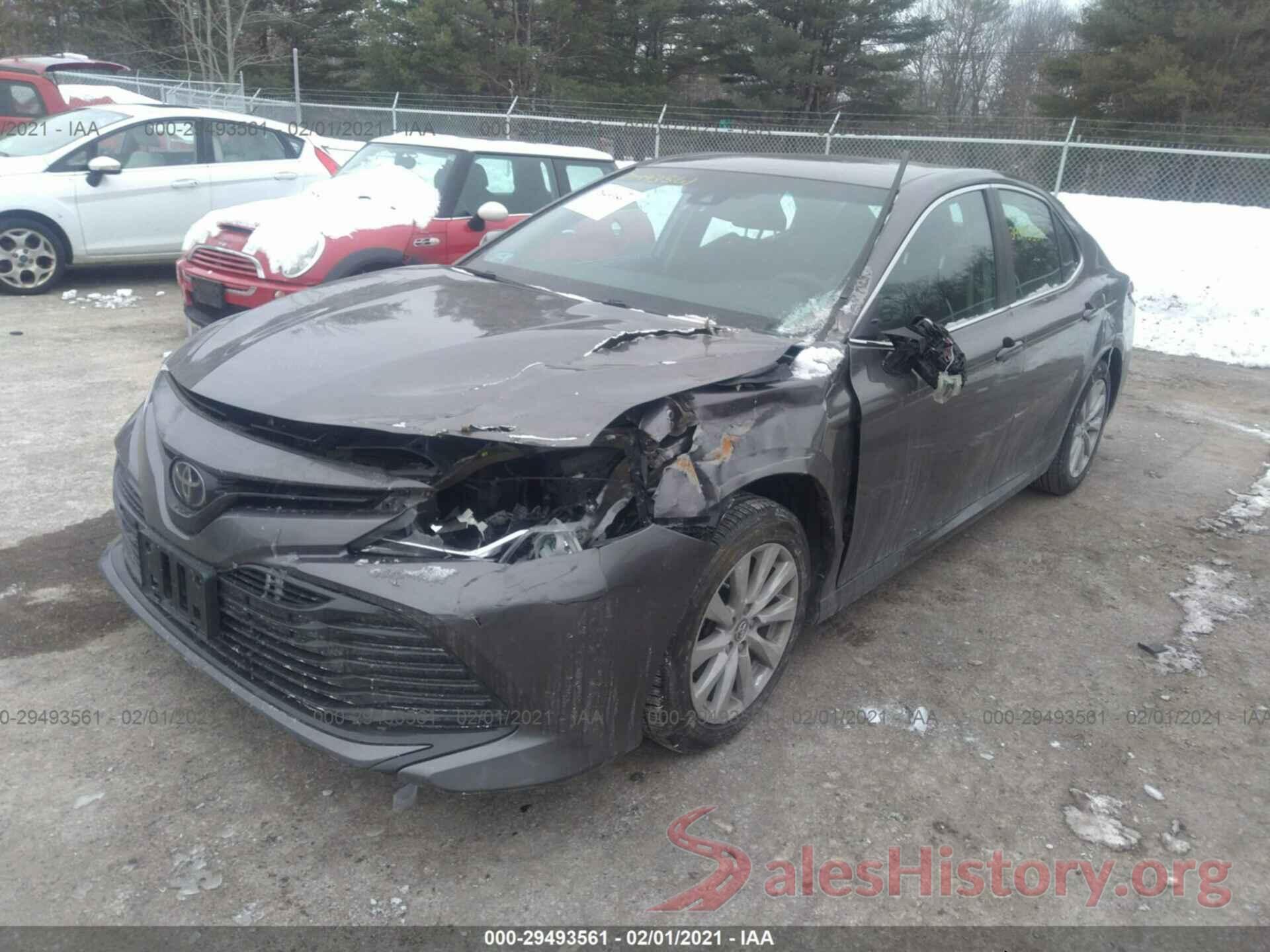 4T1B11HK9JU137879 2018 TOYOTA CAMRY