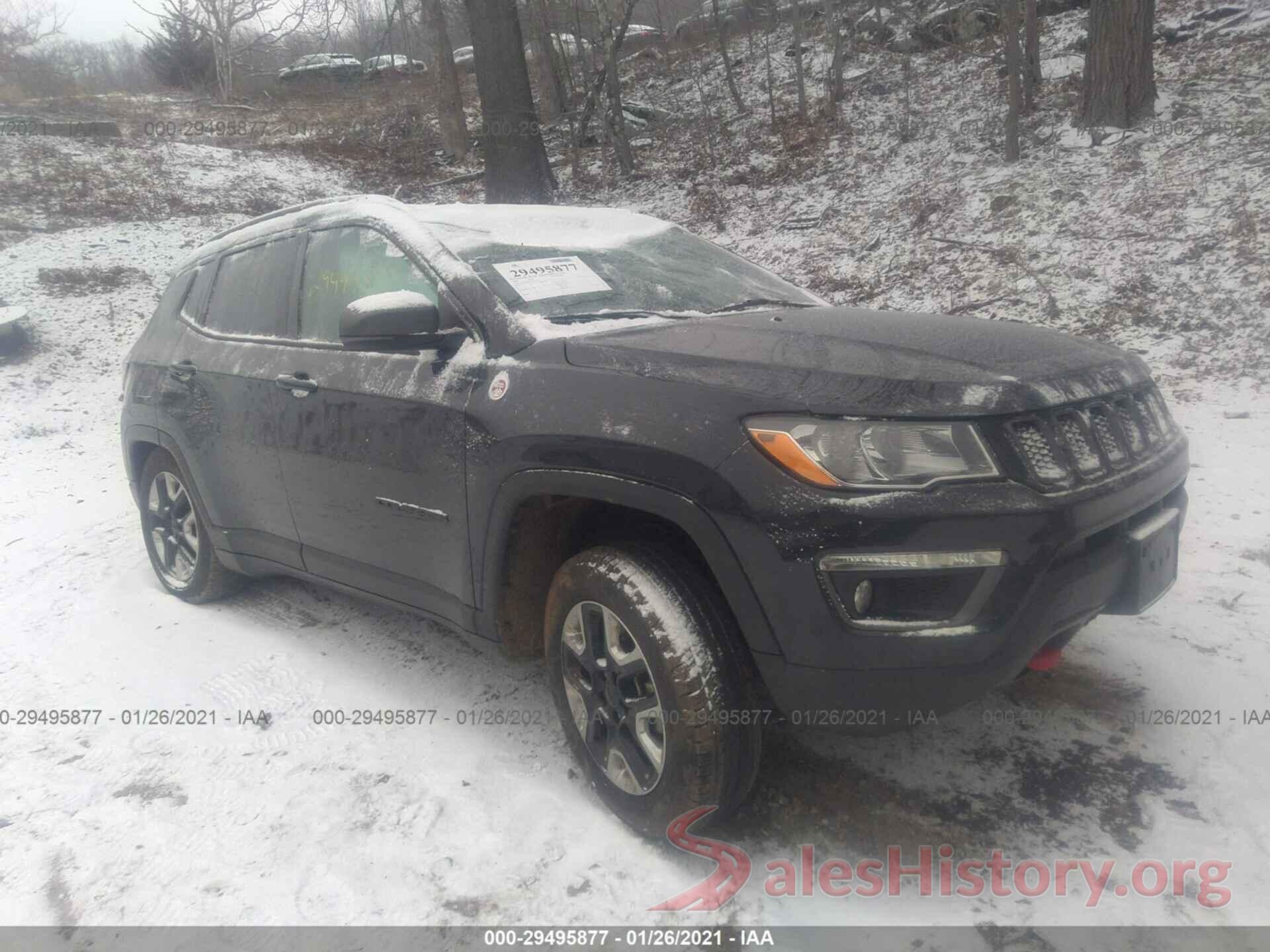 3C4NJDDB7JT129492 2018 JEEP COMPASS