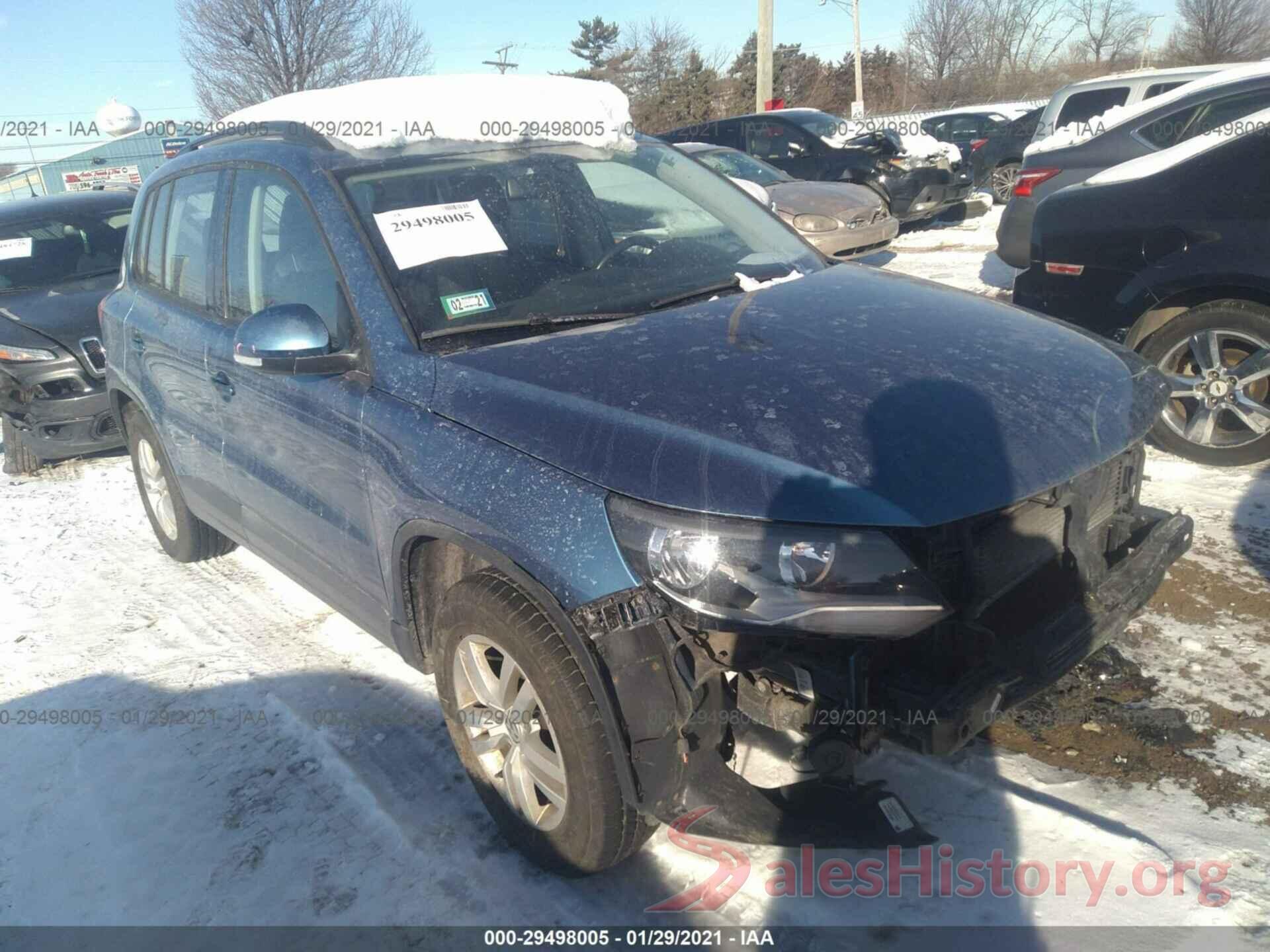 WVGBV7AX4HK015689 2017 VOLKSWAGEN TIGUAN