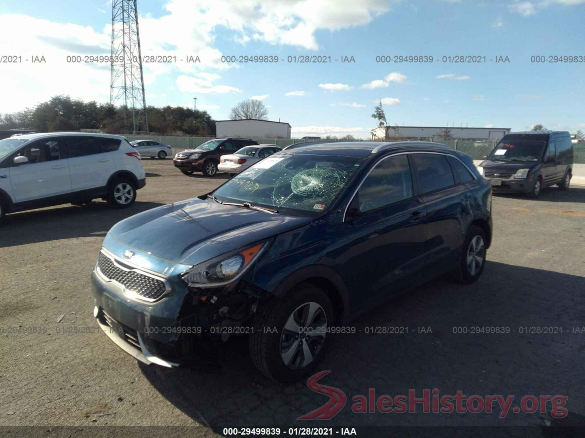 KNDCB3LC6H5078036 2017 KIA NIRO