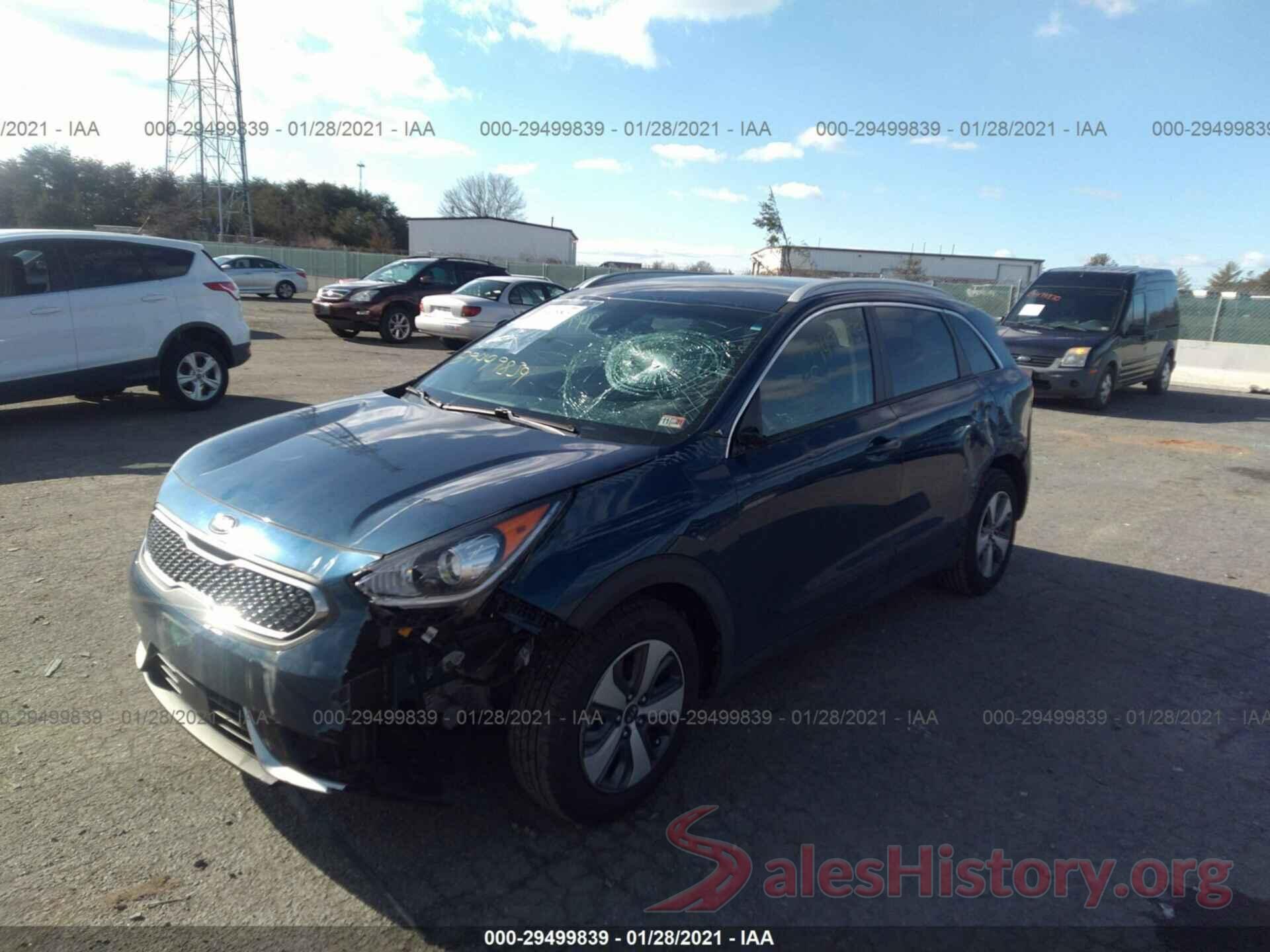 KNDCB3LC6H5078036 2017 KIA NIRO