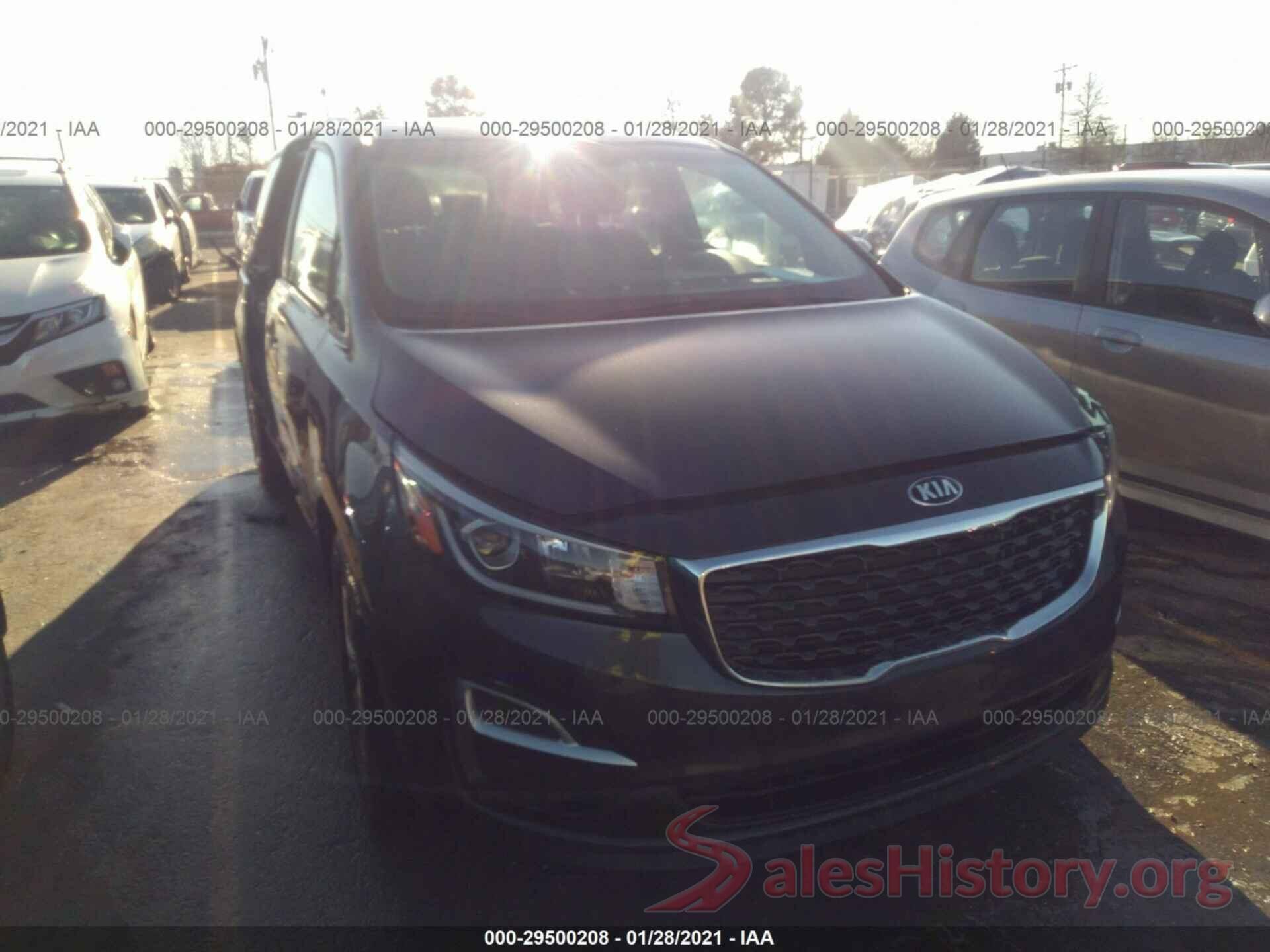 KNDMB5C19K6532375 2019 KIA SEDONA