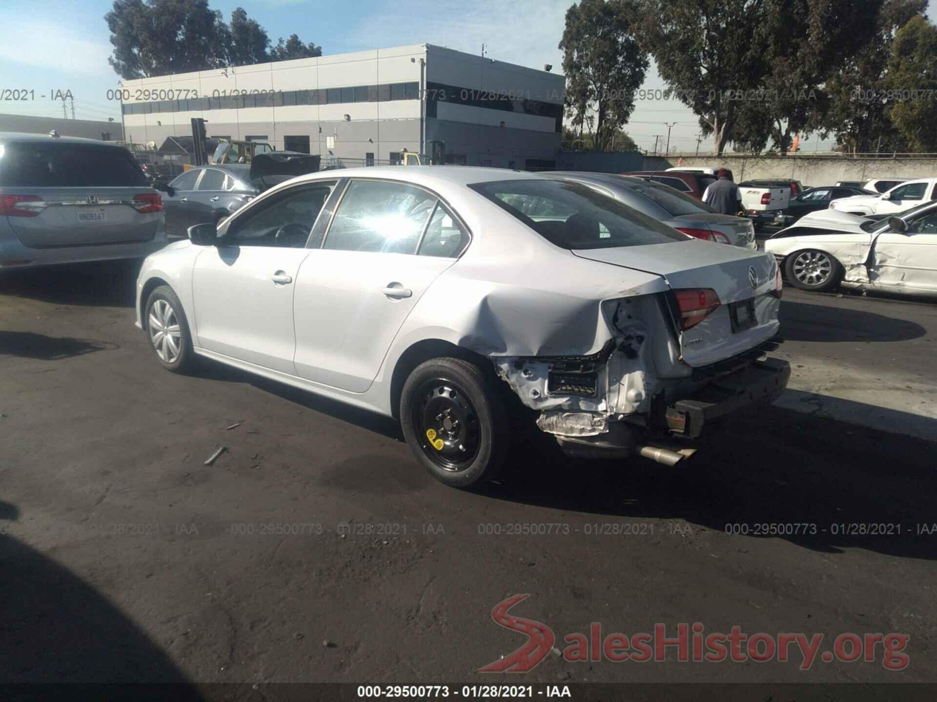 3VW2B7AJXHM389366 2017 VOLKSWAGEN JETTA