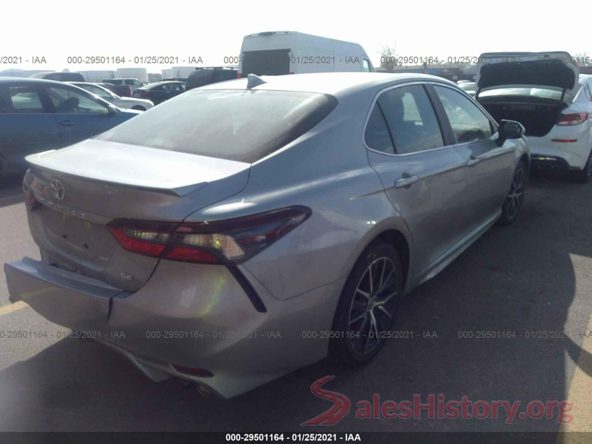 4T1G11AK2MU520938 2021 TOYOTA CAMRY