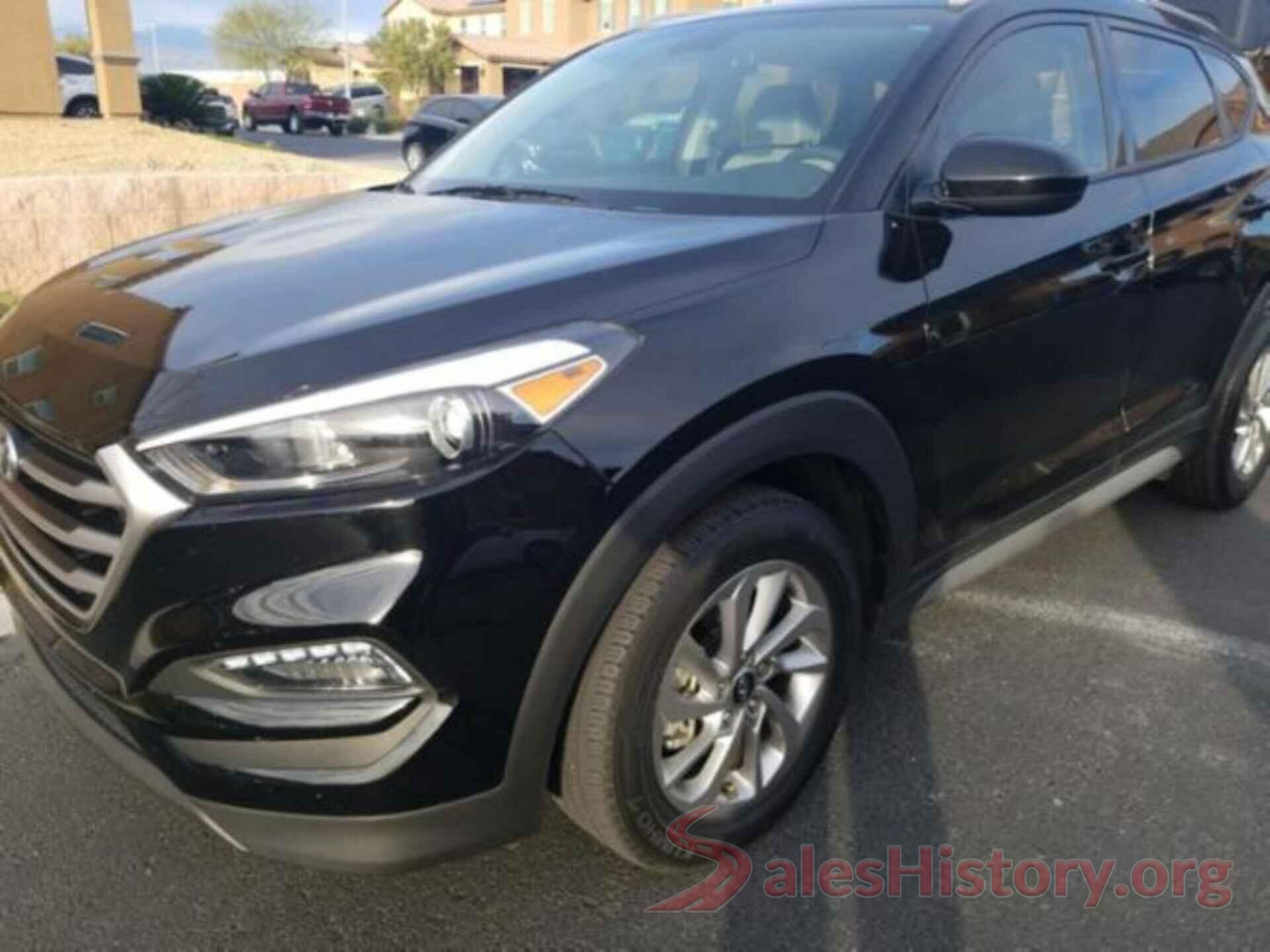 KM8J33A48HU582816 2017 HYUNDAI TUCSON