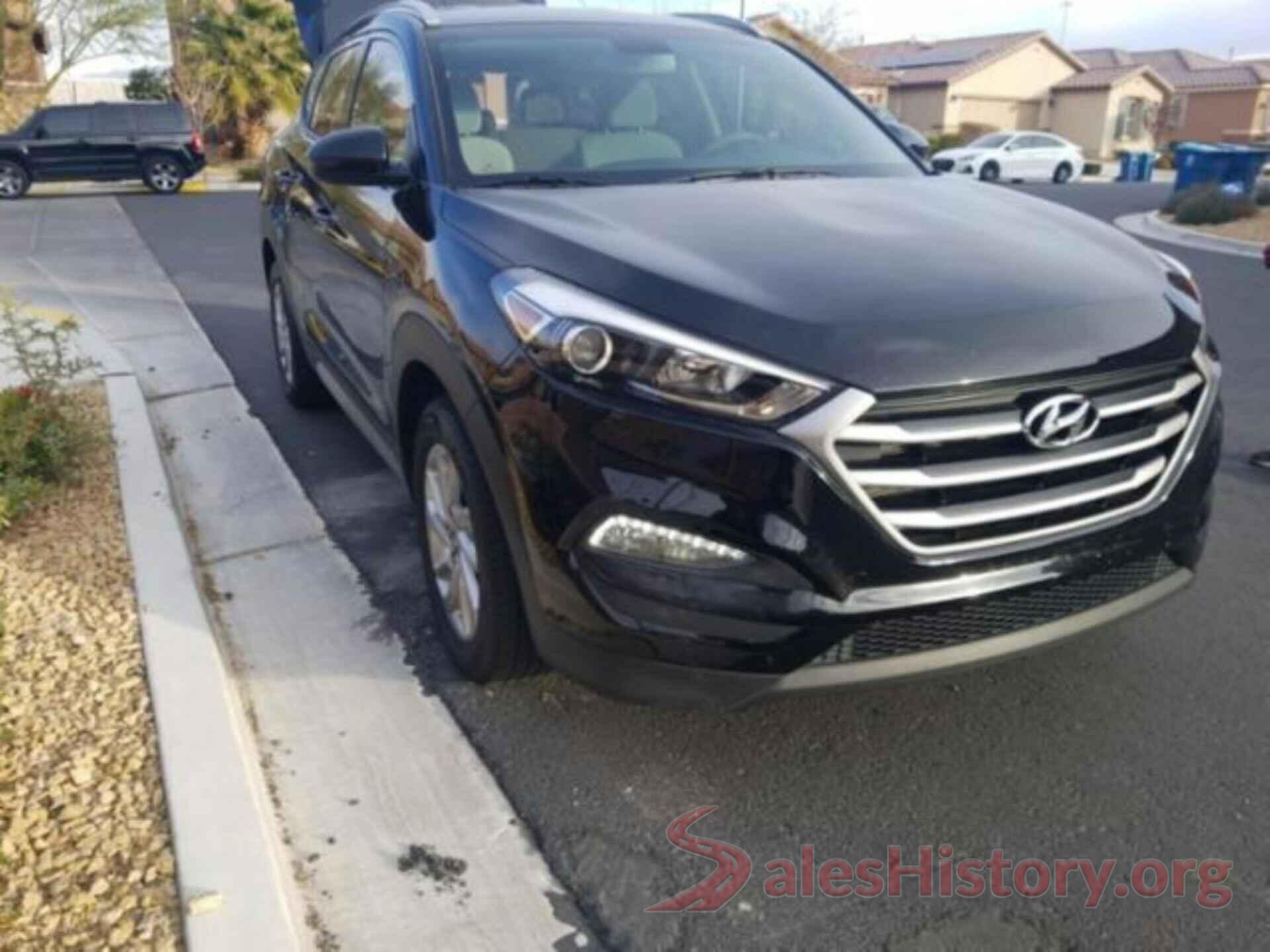 KM8J33A48HU582816 2017 HYUNDAI TUCSON