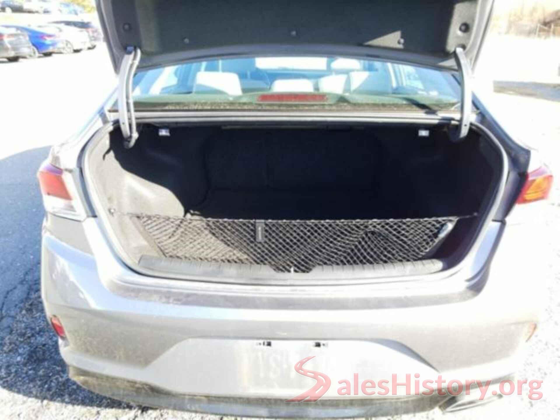 5NPE34AF0JH665282 2018 HYUNDAI SONATA