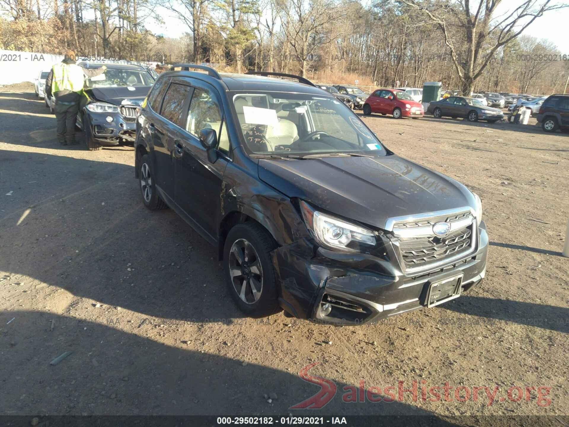 JF2SJARC0JH487357 2018 SUBARU FORESTER