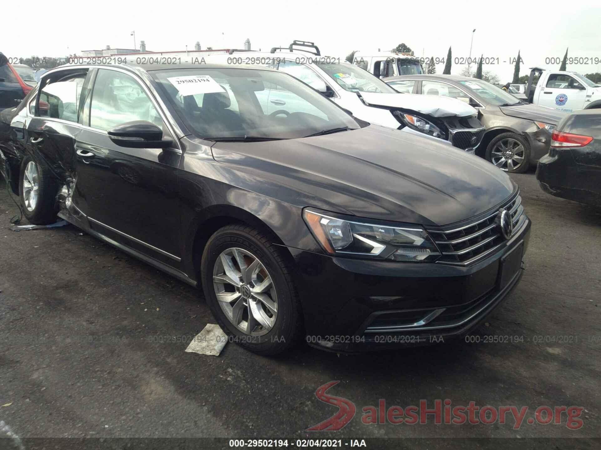 1VWAT7A32HC009478 2017 VOLKSWAGEN PASSAT