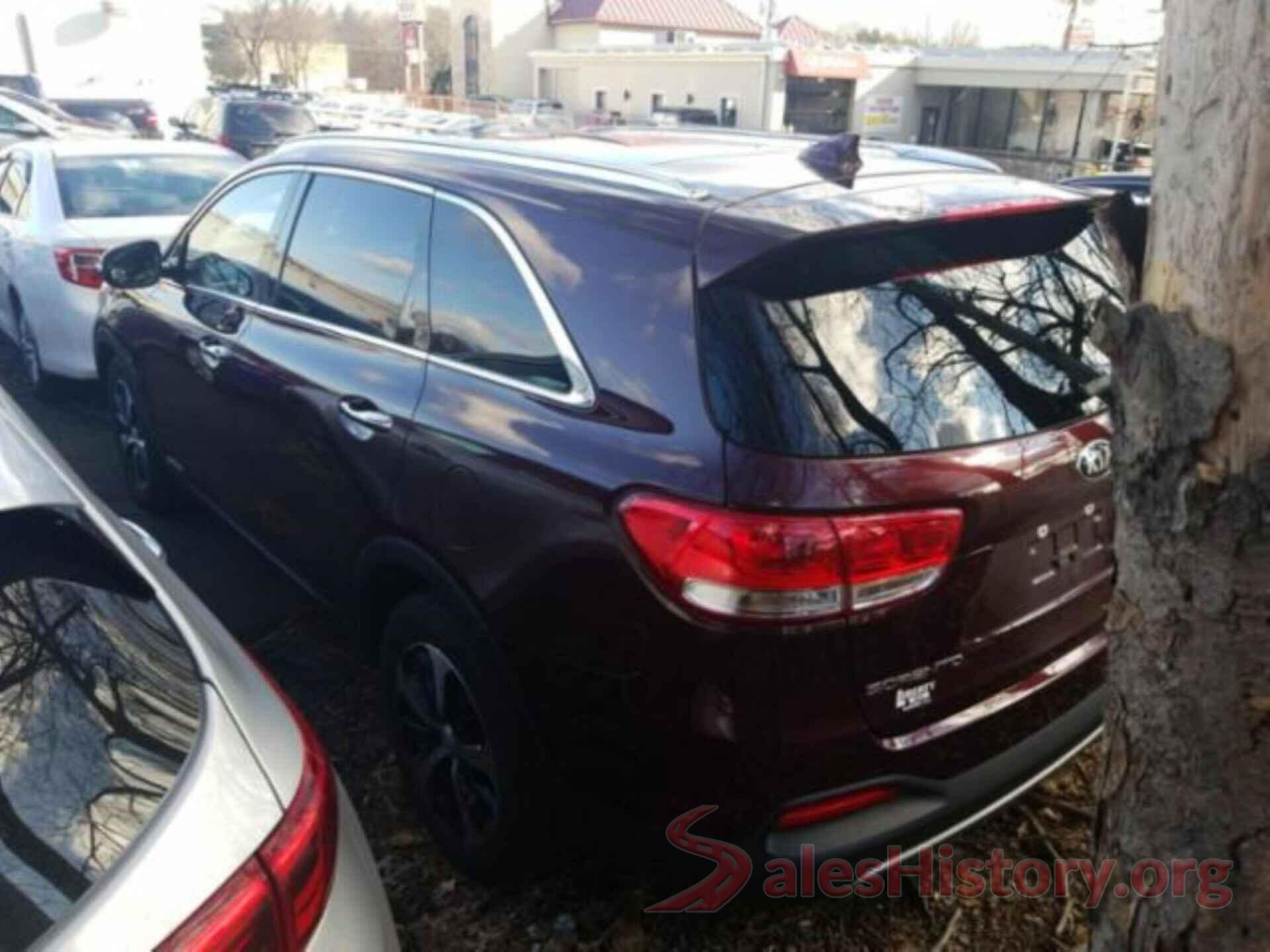 5XYPHDA51JG422525 2018 KIA SORENTO