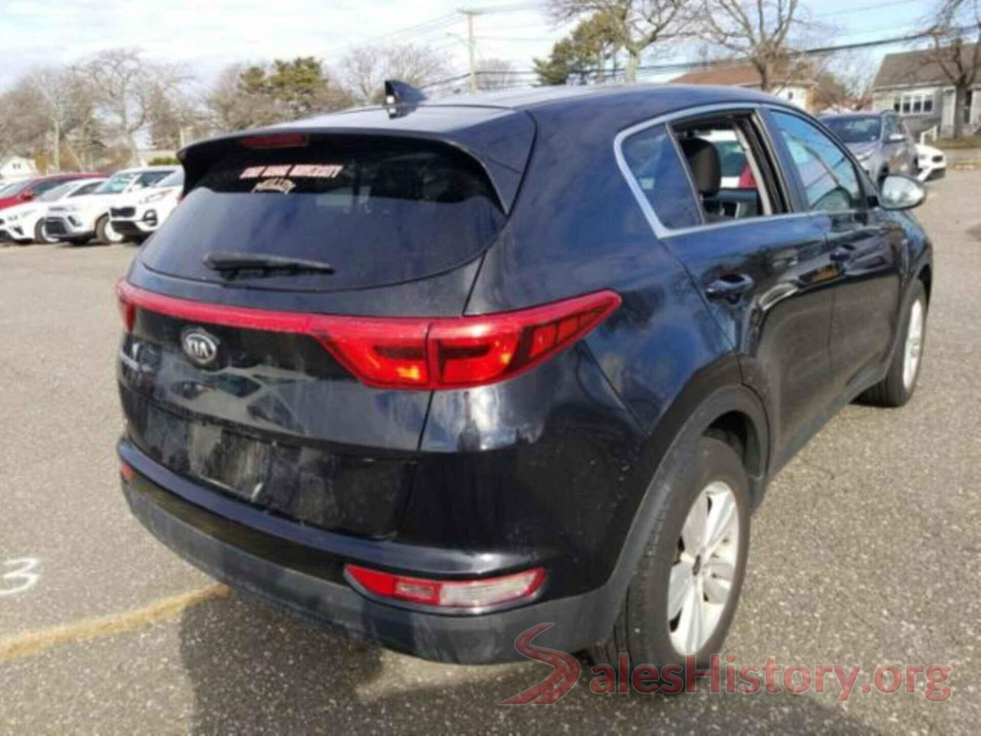 KNDPMCAC8J7419252 2018 KIA SPORTAGE