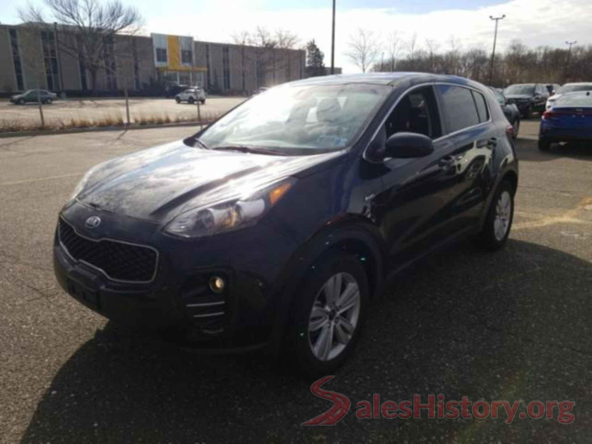 KNDPMCAC8J7419252 2018 KIA SPORTAGE