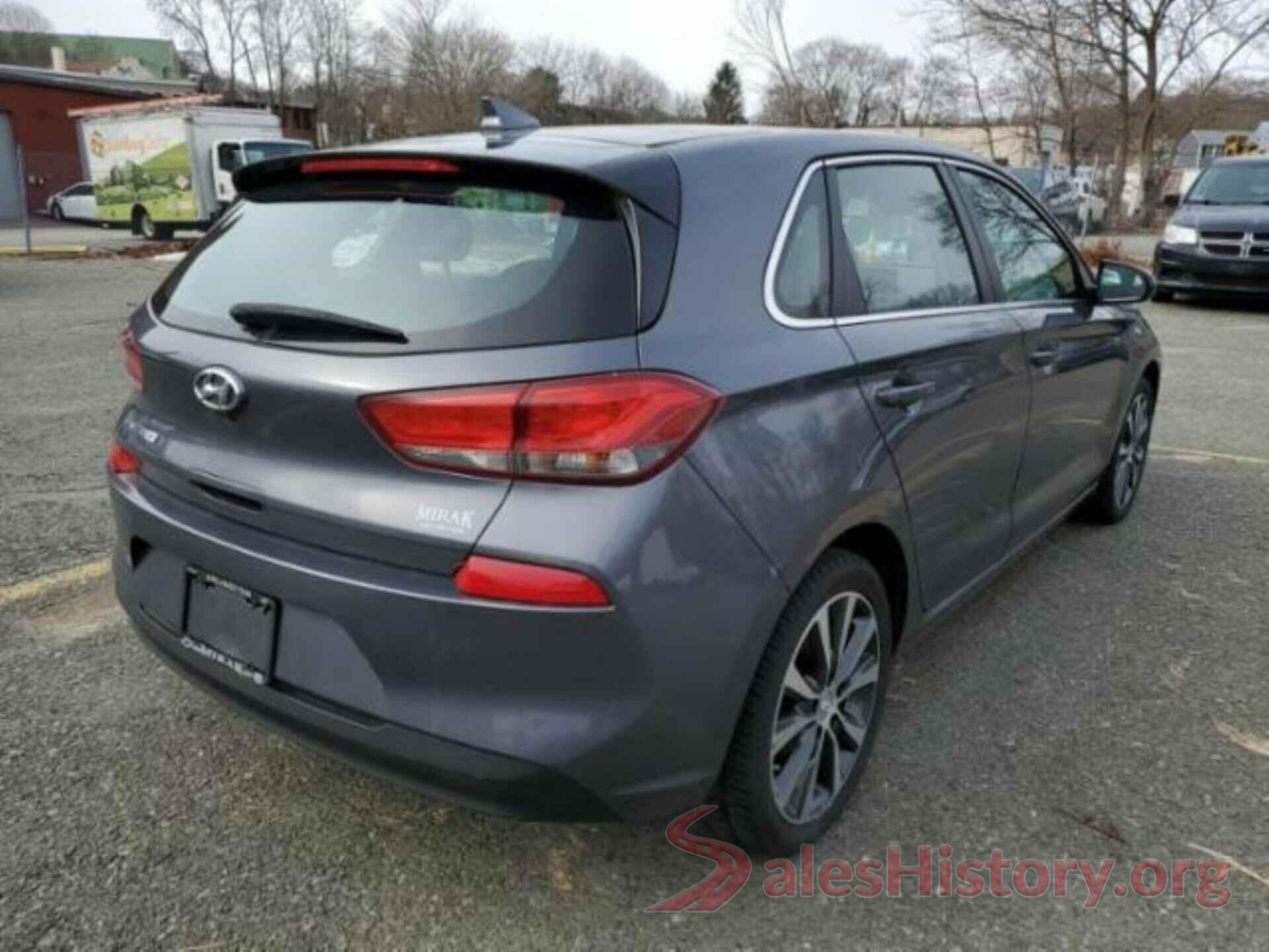 KMHH35LE2JU017340 2018 HYUNDAI ELANTRA GT