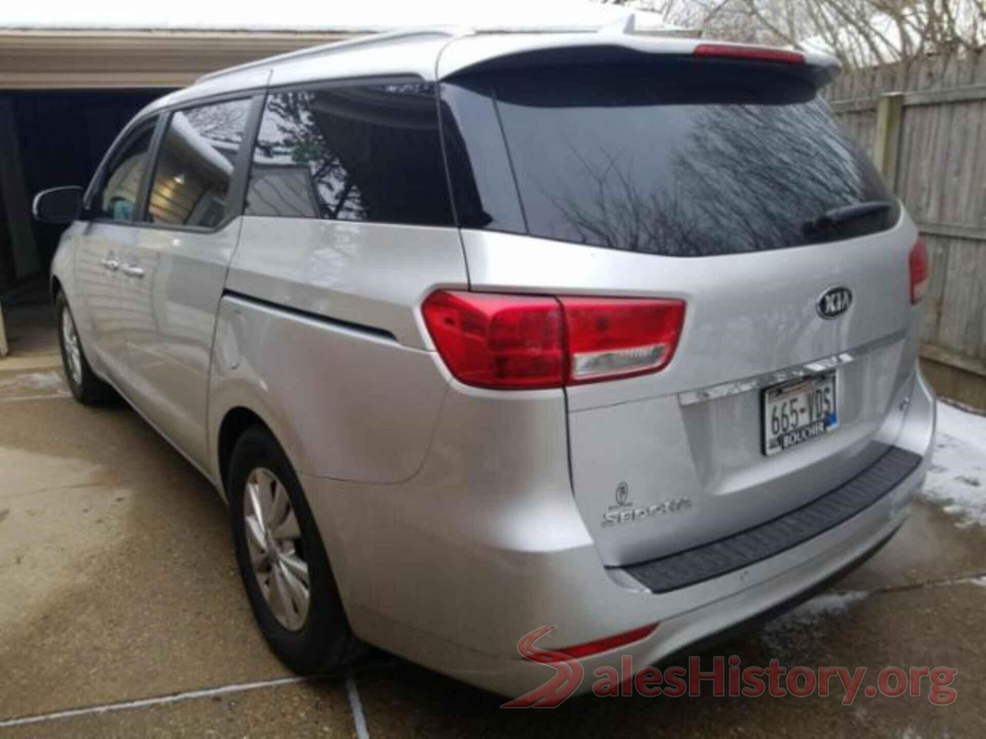 KNDMB5C15H6312594 2017 KIA SEDONA