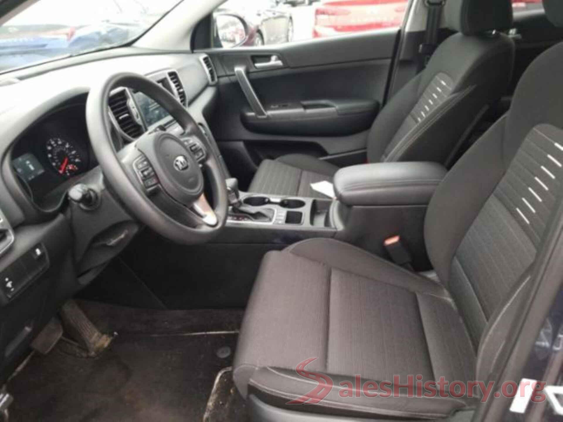 KNDPMCAC4J7446240 2018 KIA SPORTAGE