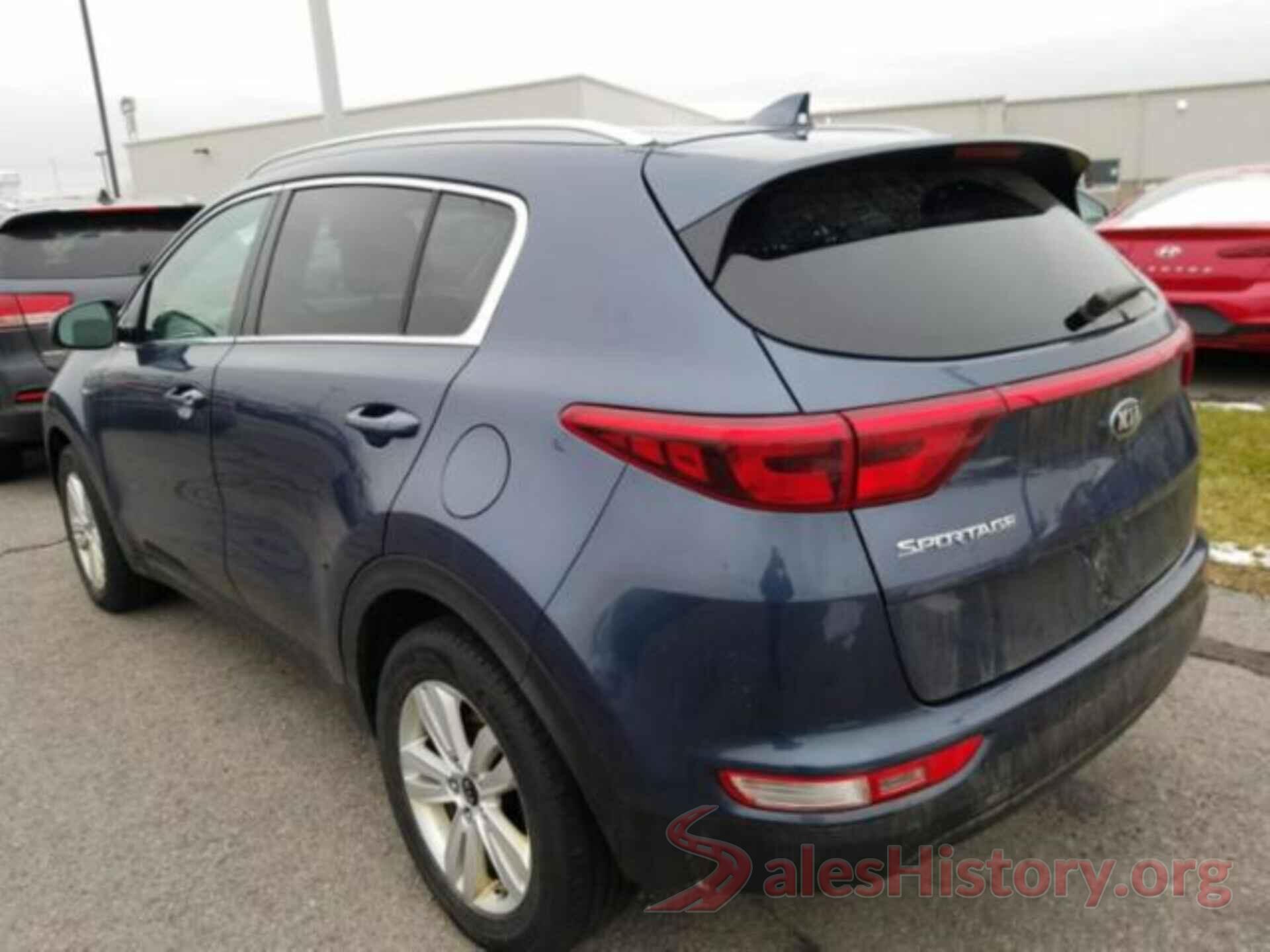 KNDPMCAC4J7446240 2018 KIA SPORTAGE