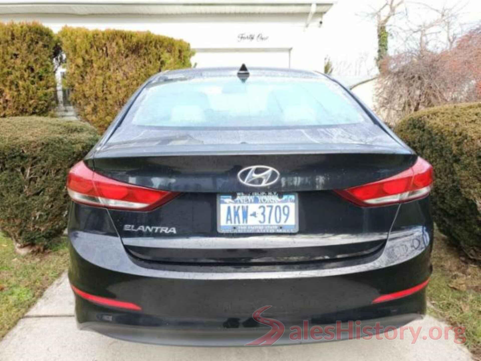 5NPD84LF2HH123881 2017 HYUNDAI ELANTRA