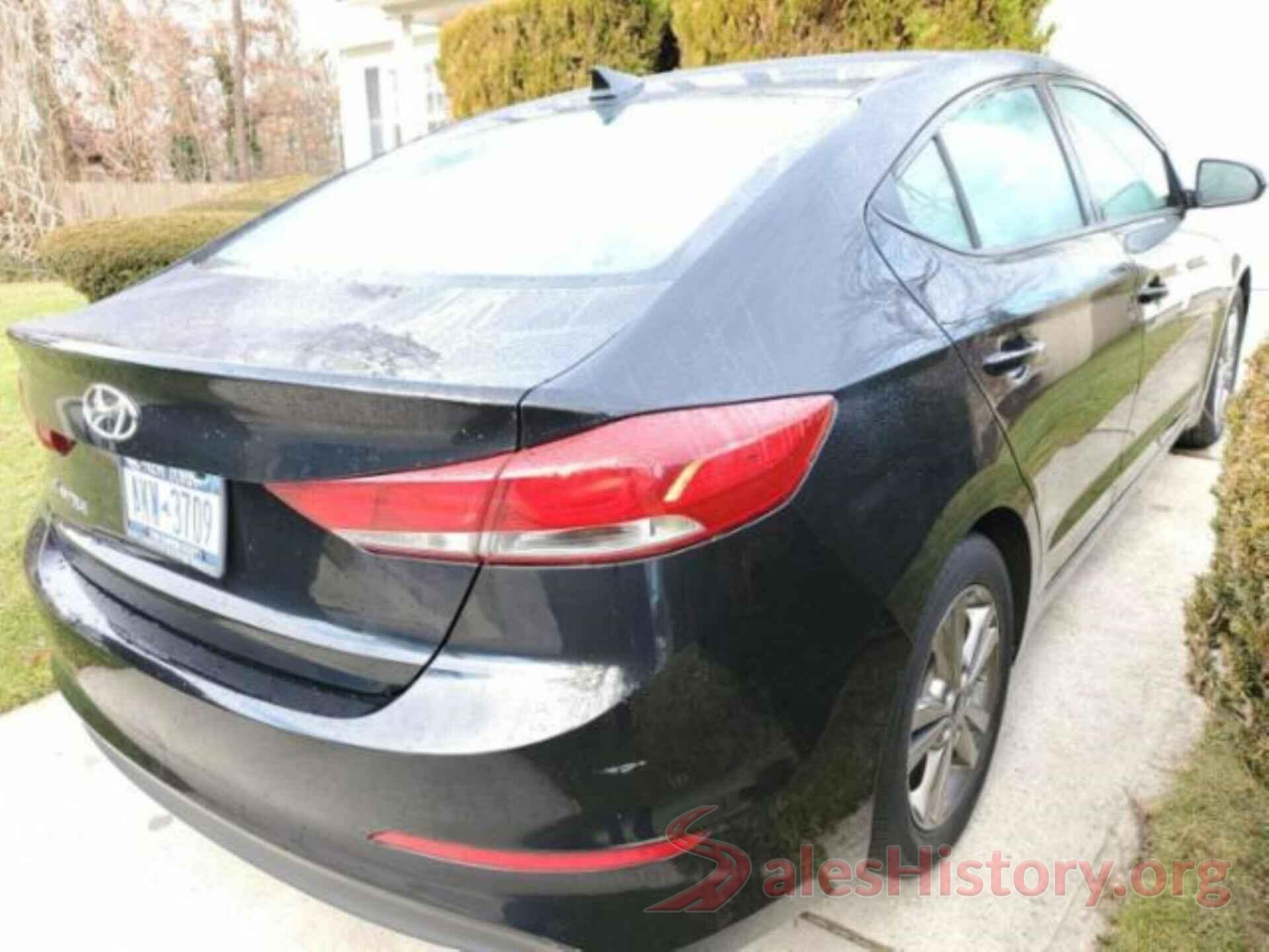 5NPD84LF2HH123881 2017 HYUNDAI ELANTRA