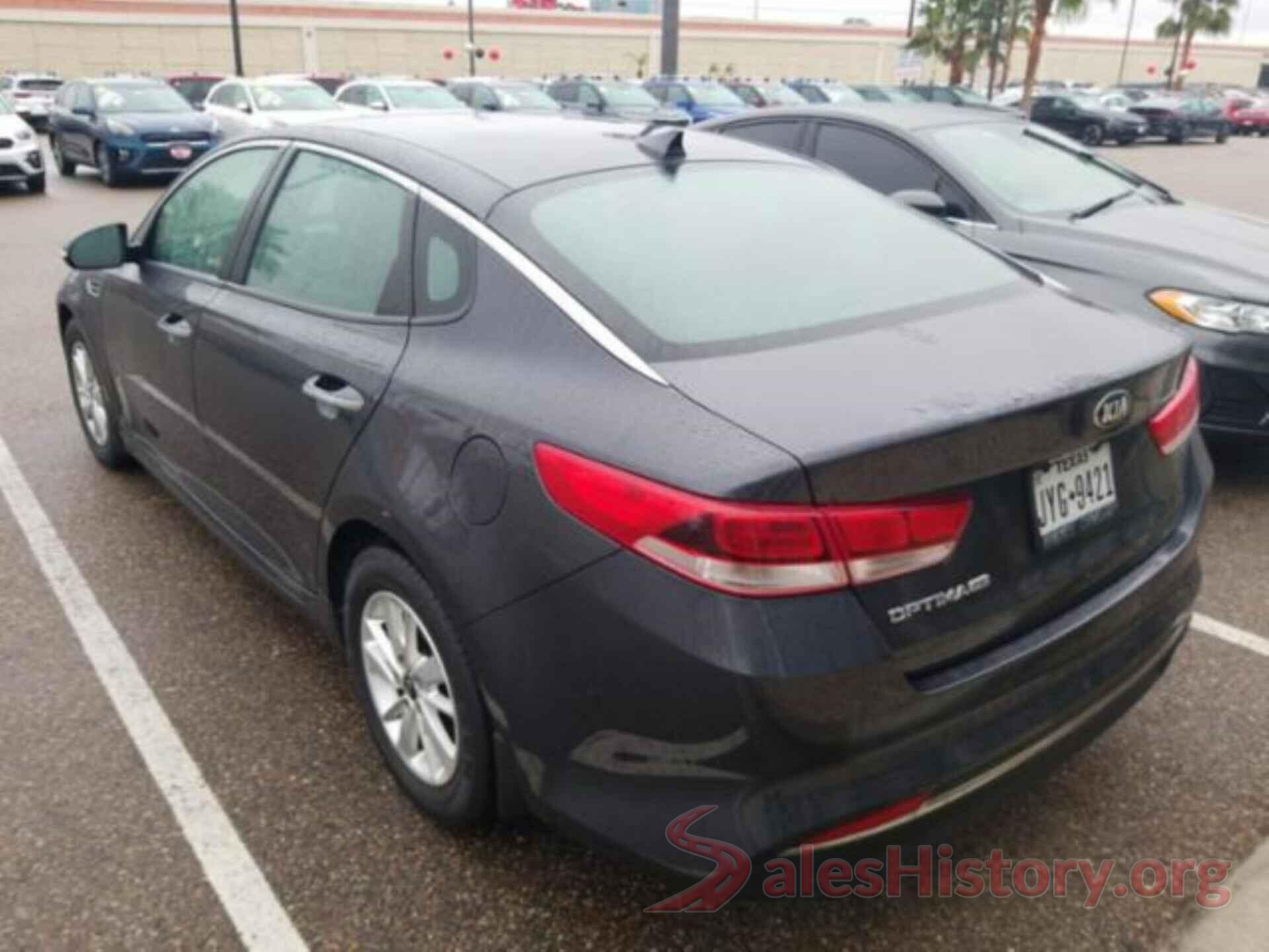 5XXGT4L30HG169724 2017 KIA OPTIMA