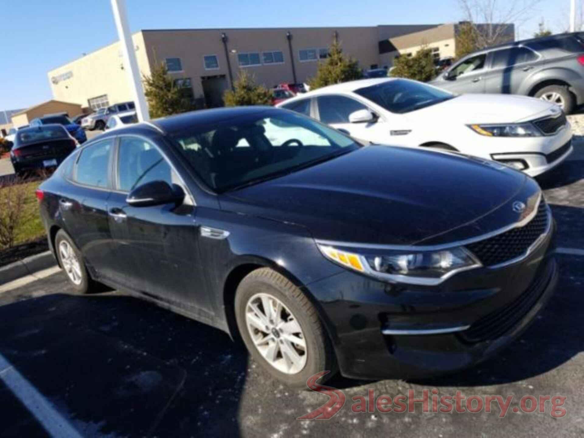 5XXGT4L35JG235433 2018 KIA OPTIMA