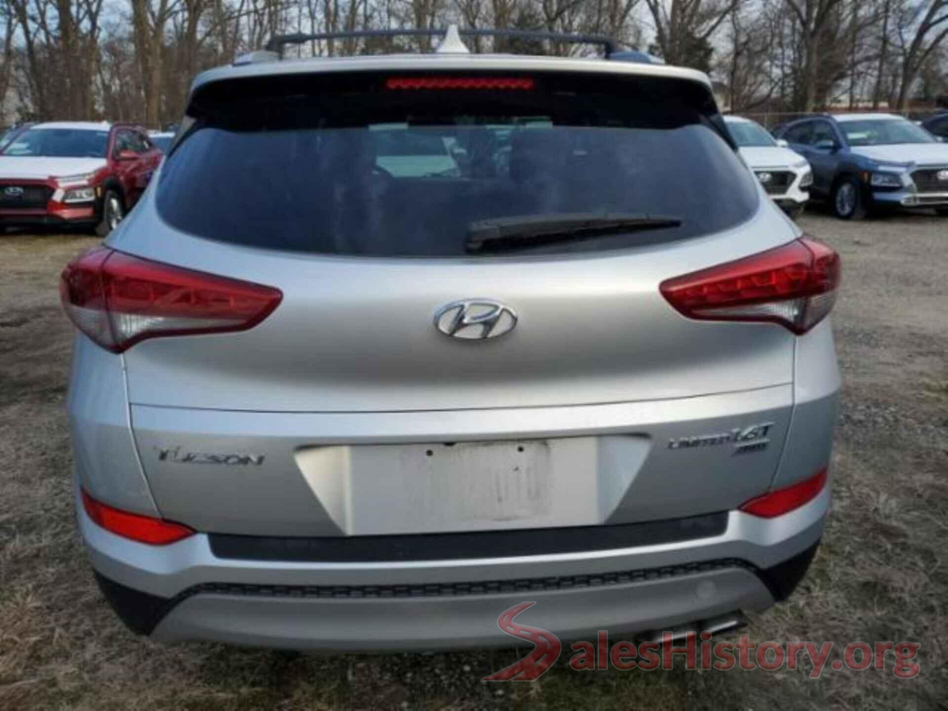 KM8J3CA29HU325596 2017 HYUNDAI TUCSON