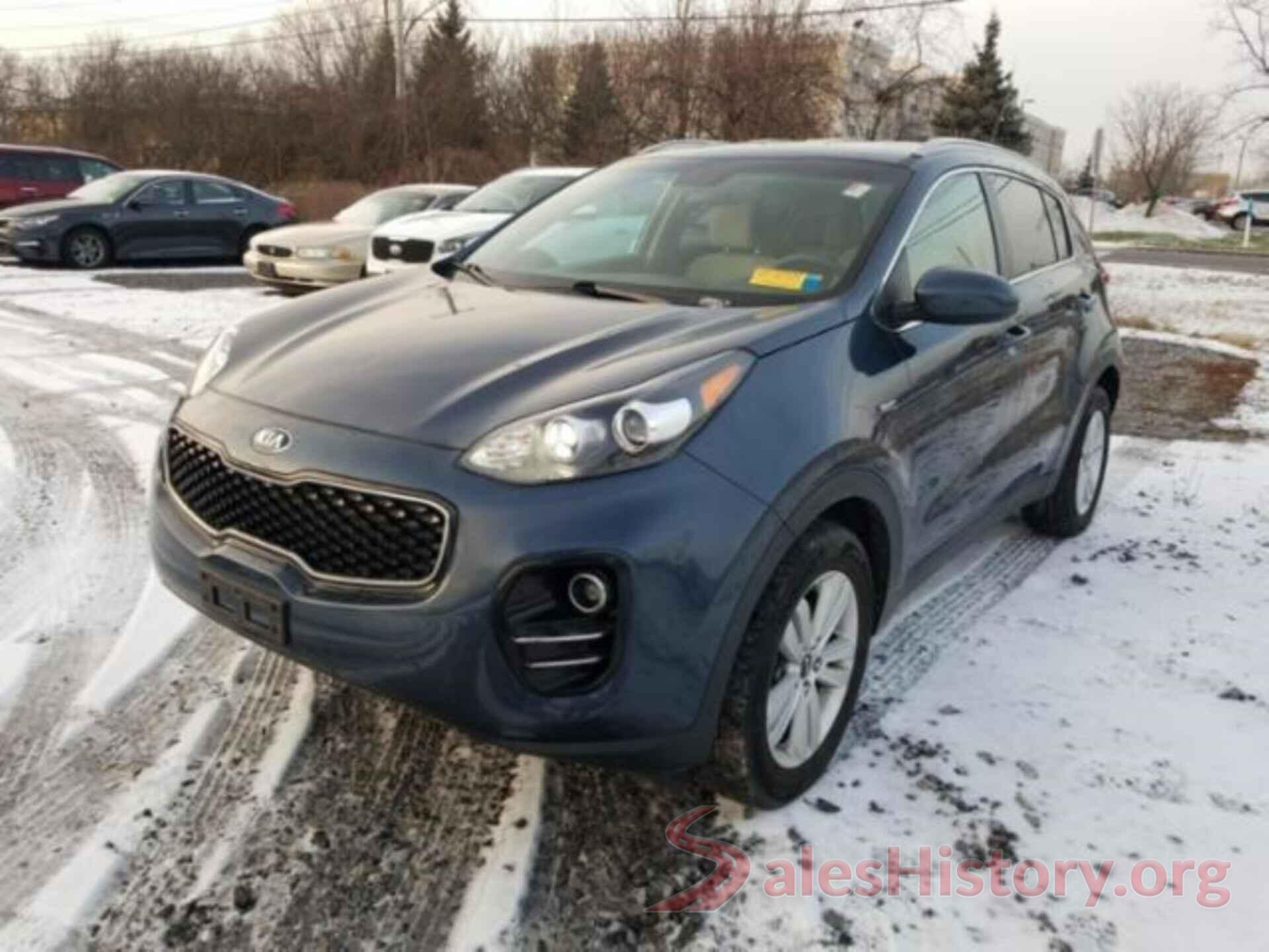 KNDPMCAC8J7443924 2018 KIA SPORTAGE