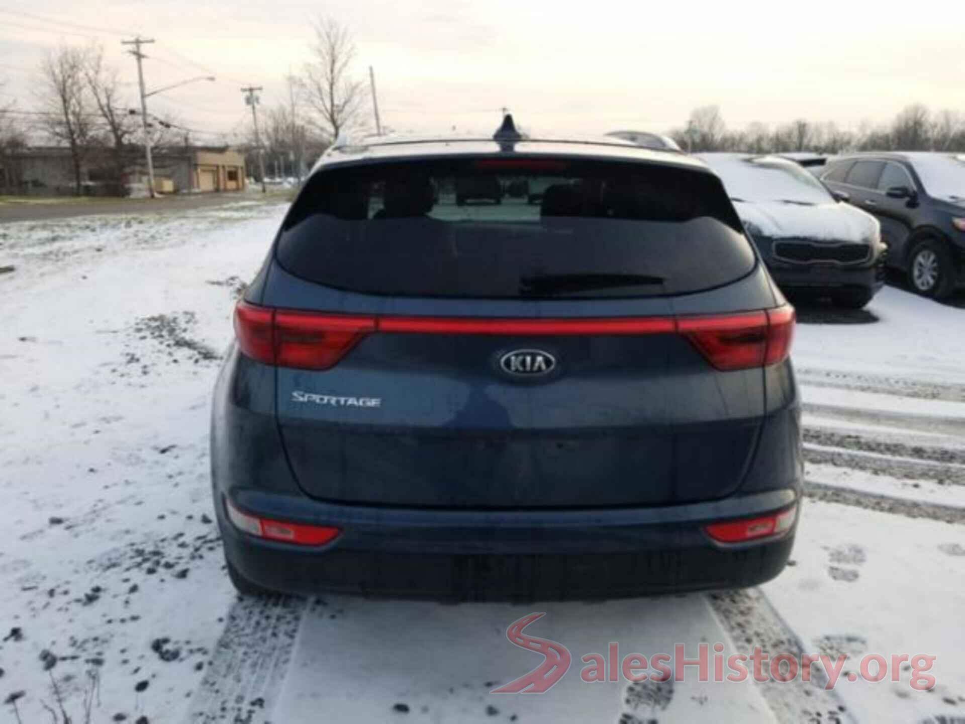 KNDPMCAC8J7443924 2018 KIA SPORTAGE