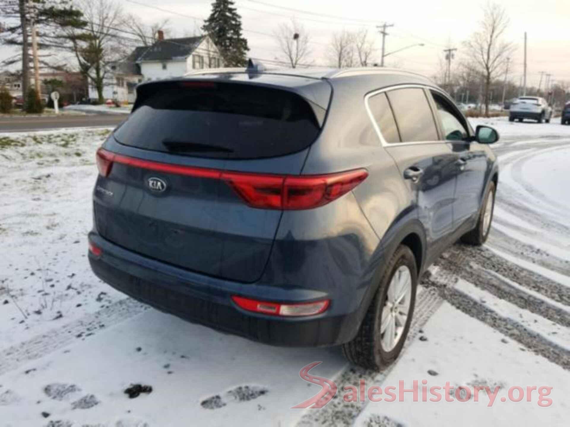 KNDPMCAC8J7443924 2018 KIA SPORTAGE