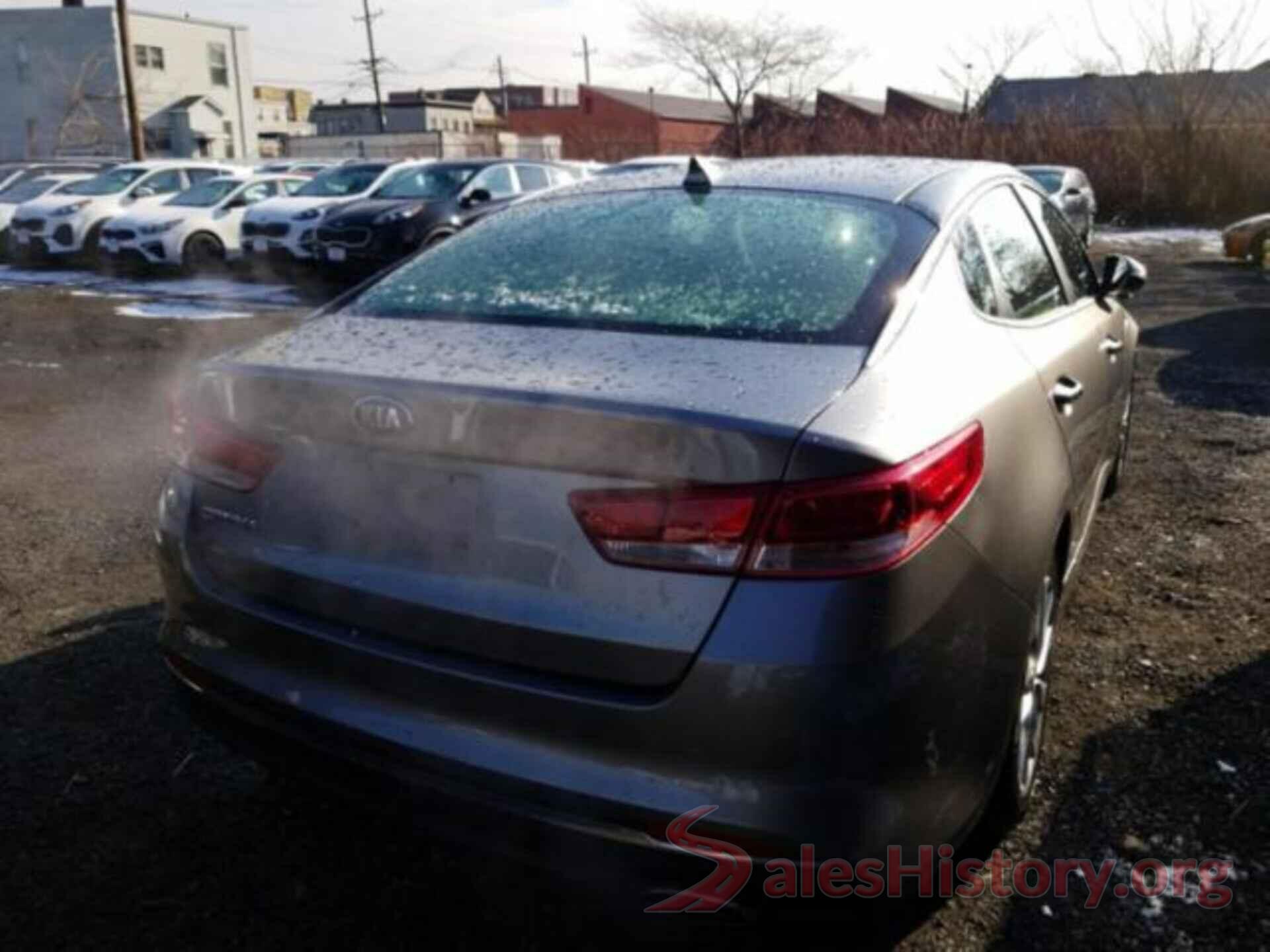 5XXGT4L38JG268281 2018 KIA OPTIMA