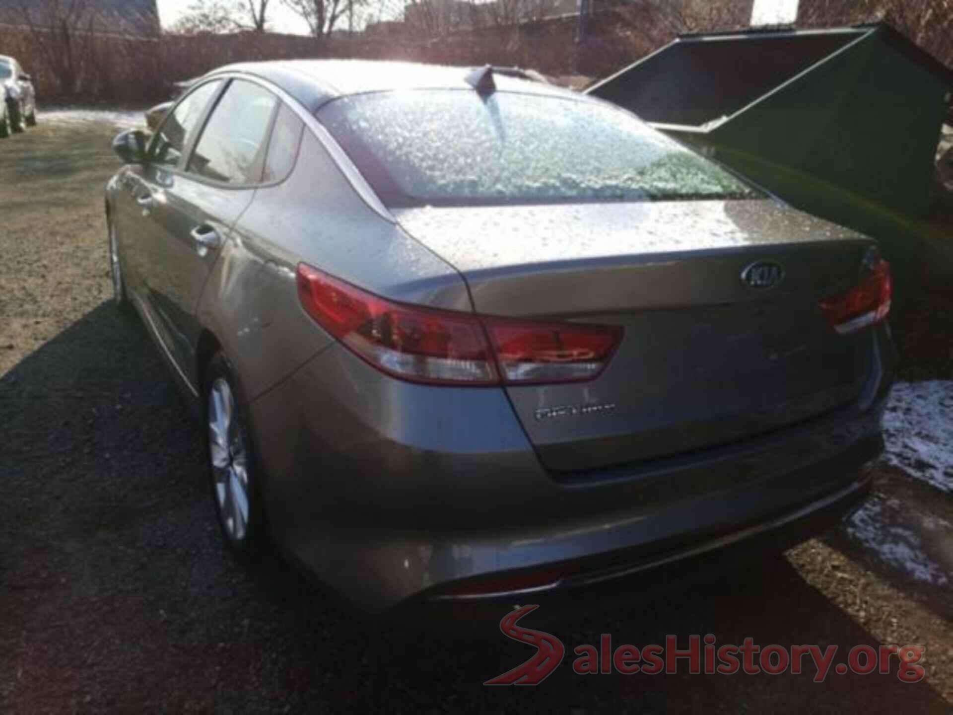 5XXGT4L38JG268281 2018 KIA OPTIMA