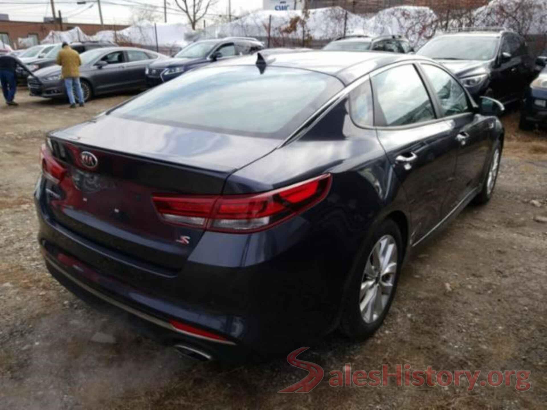 5XXGT4L37JG221890 2018 KIA OPTIMA