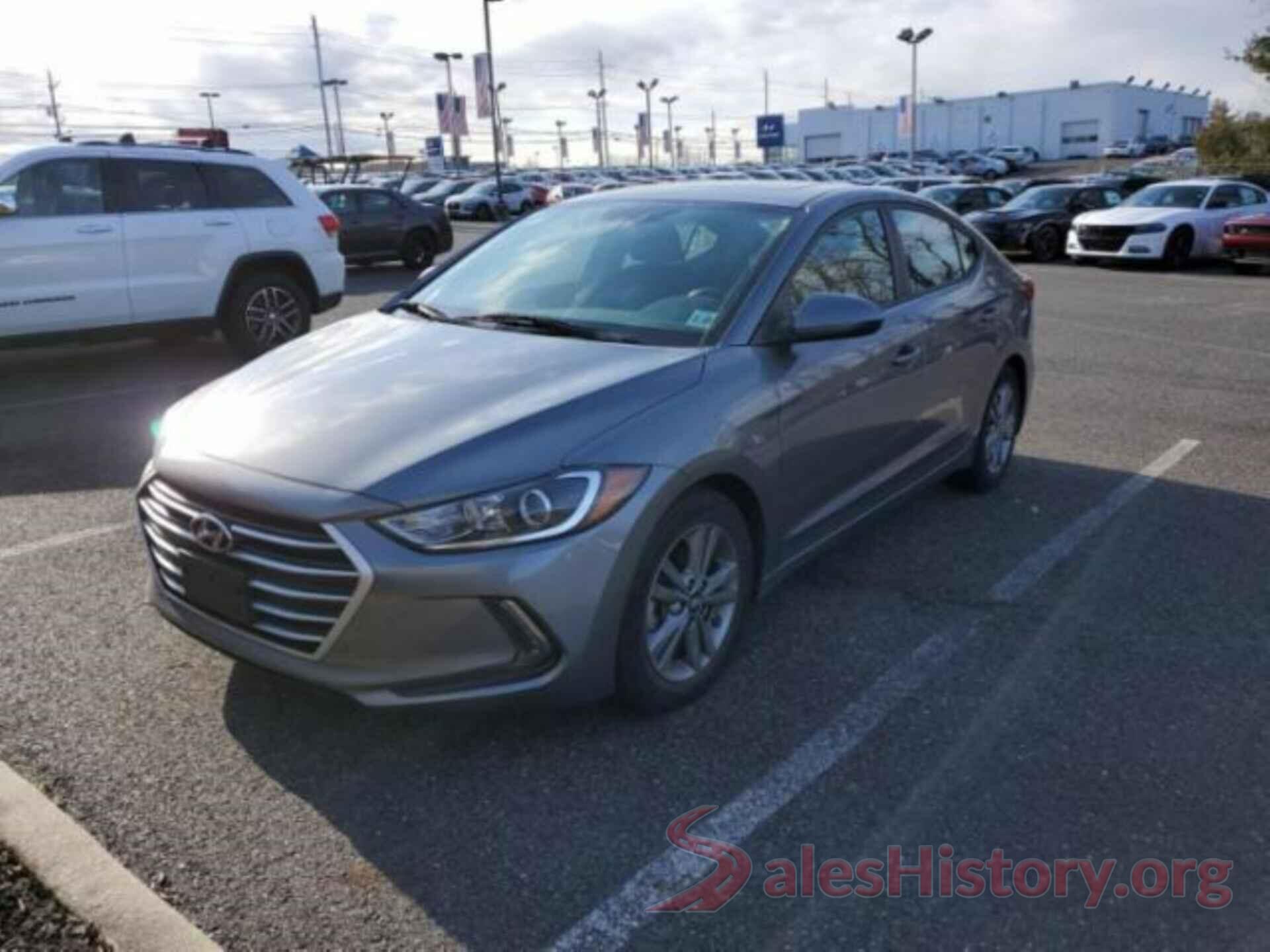 5NPD84LF9JH255008 2018 HYUNDAI ELANTRA