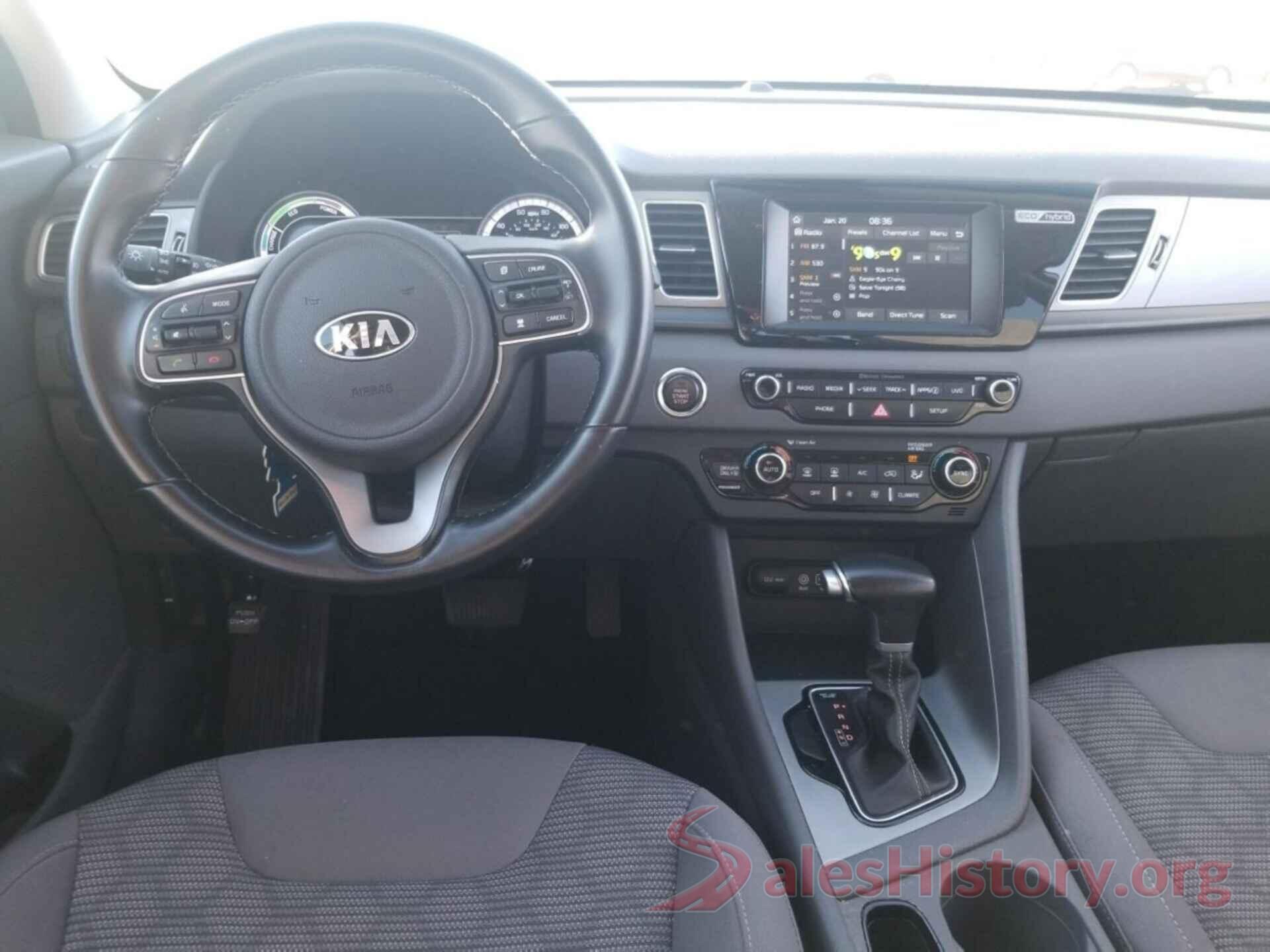 KNDCB3LC0J5156770 2018 KIA NIRO