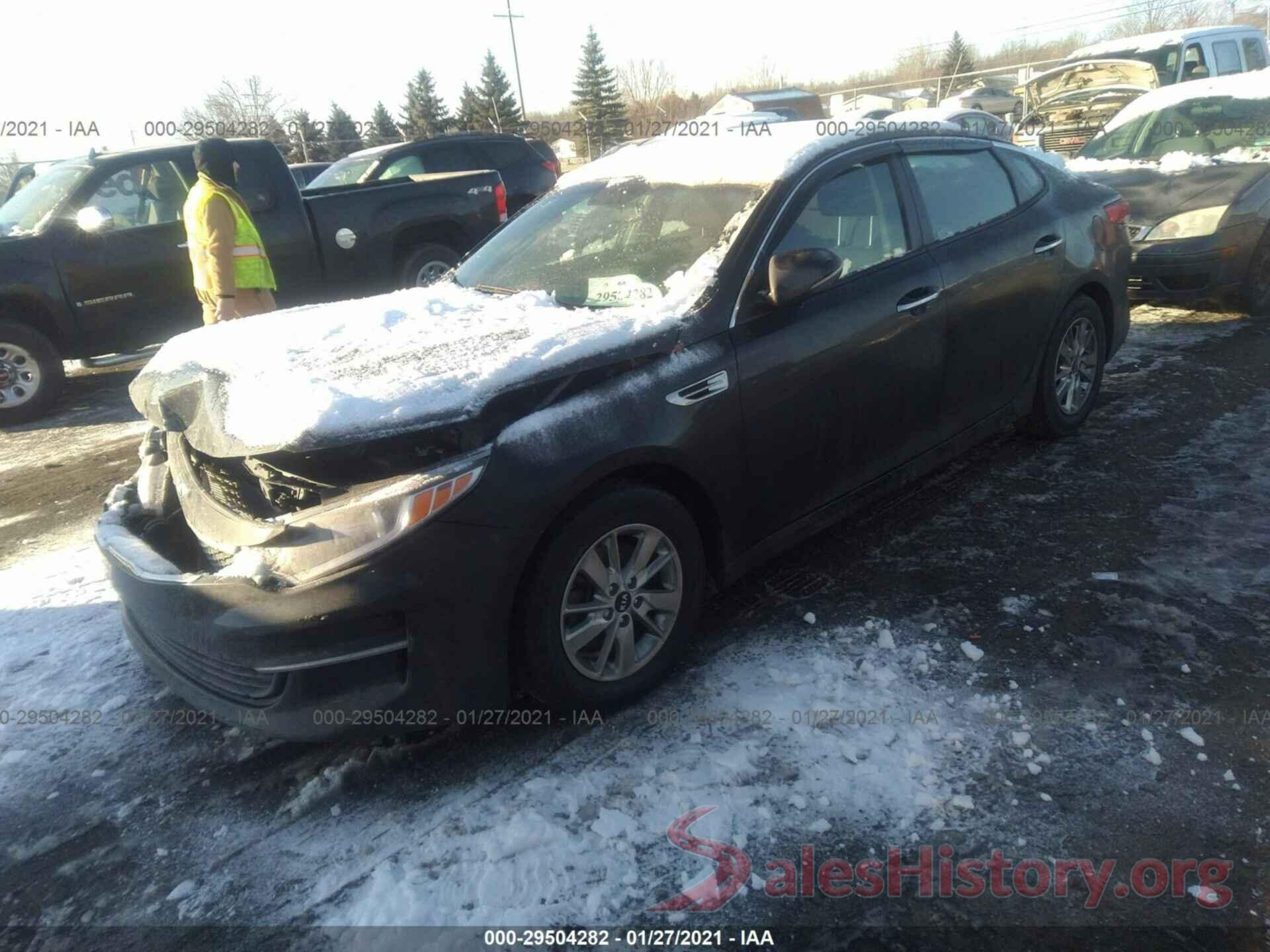 KNAGT4L30H5156134 2017 KIA OPTIMA