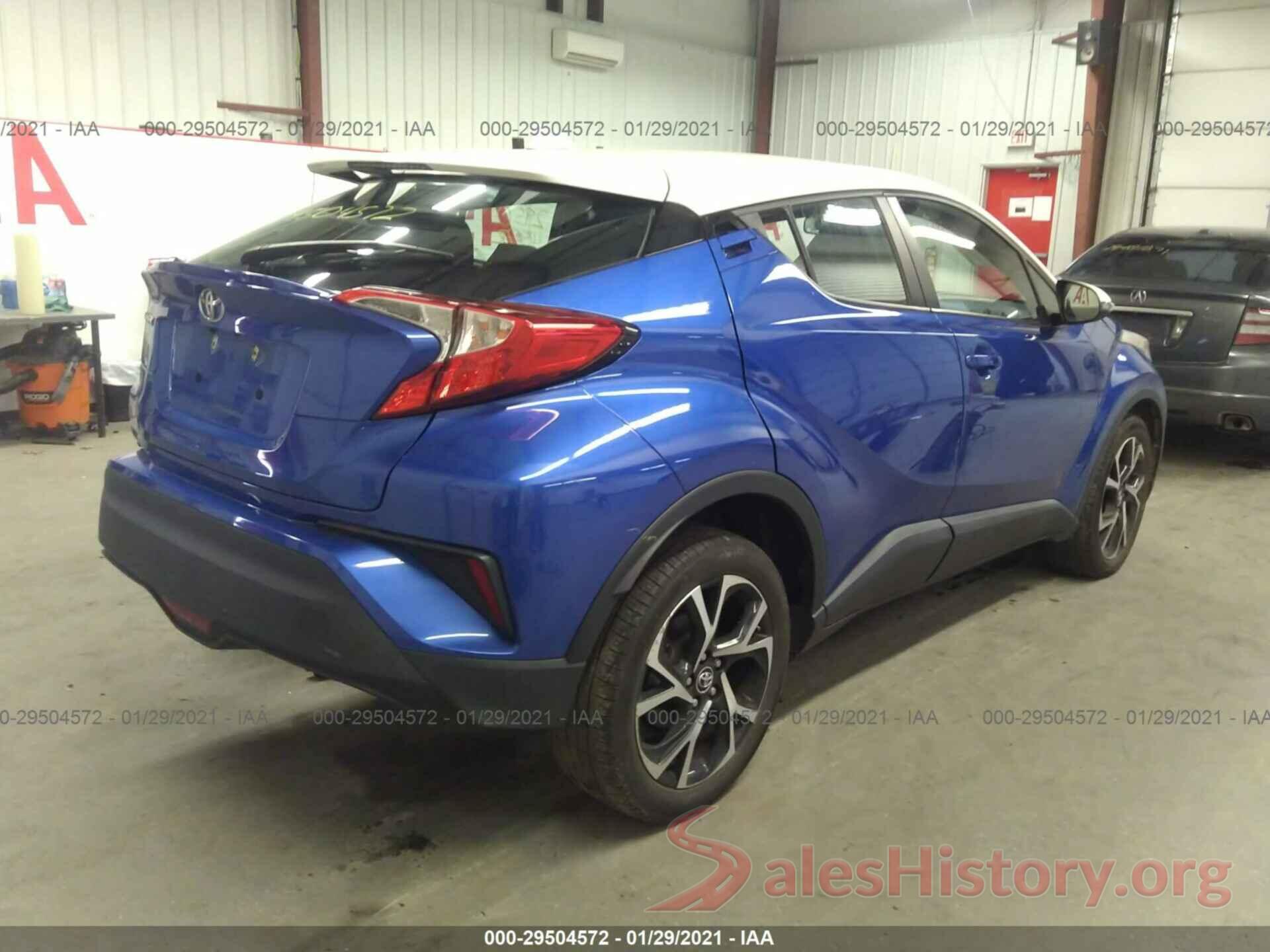 NMTKHMBX8JR051570 2018 TOYOTA C-HR