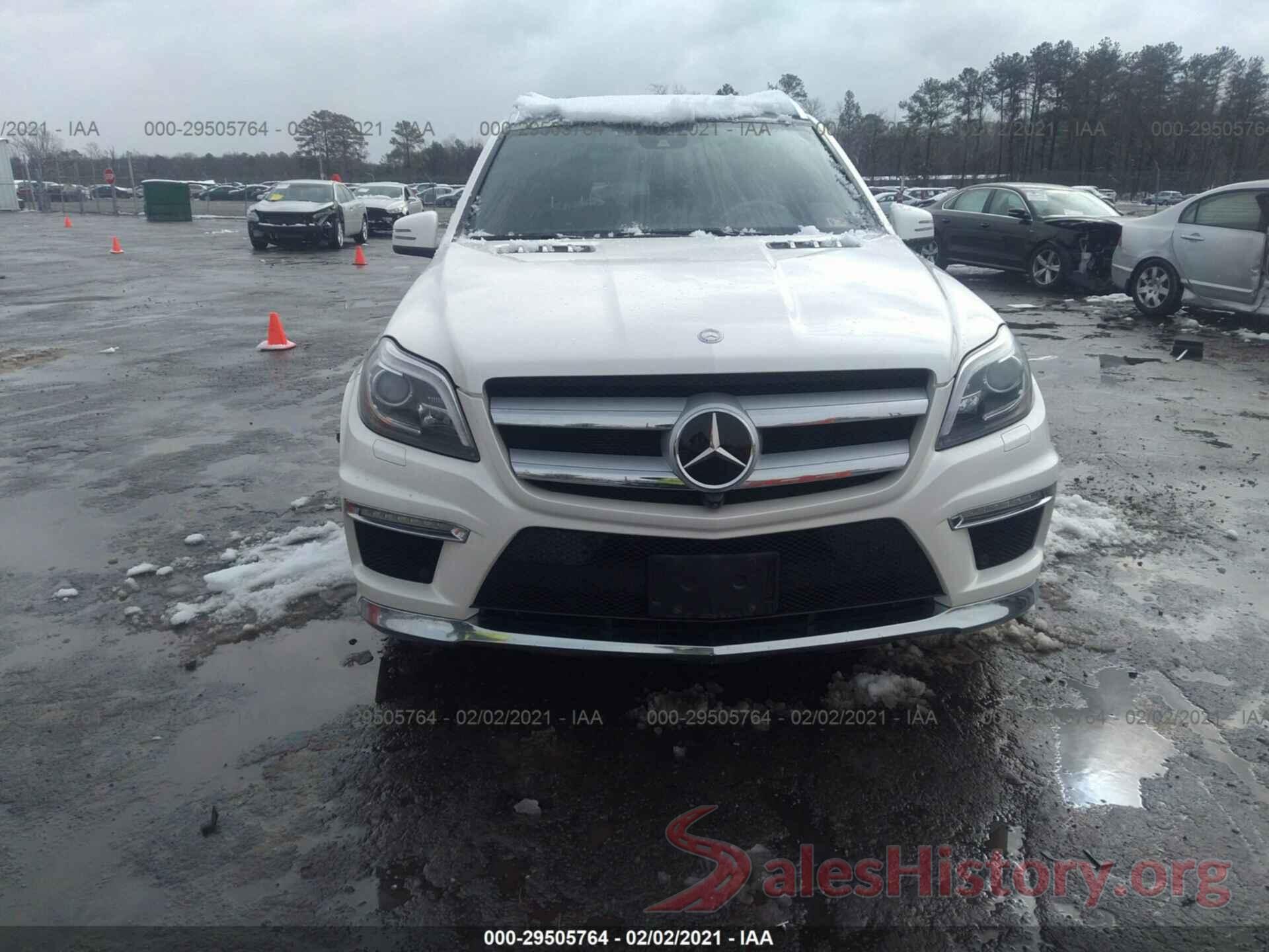 4JGDF7DE0GA703533 2016 MERCEDES-BENZ GL