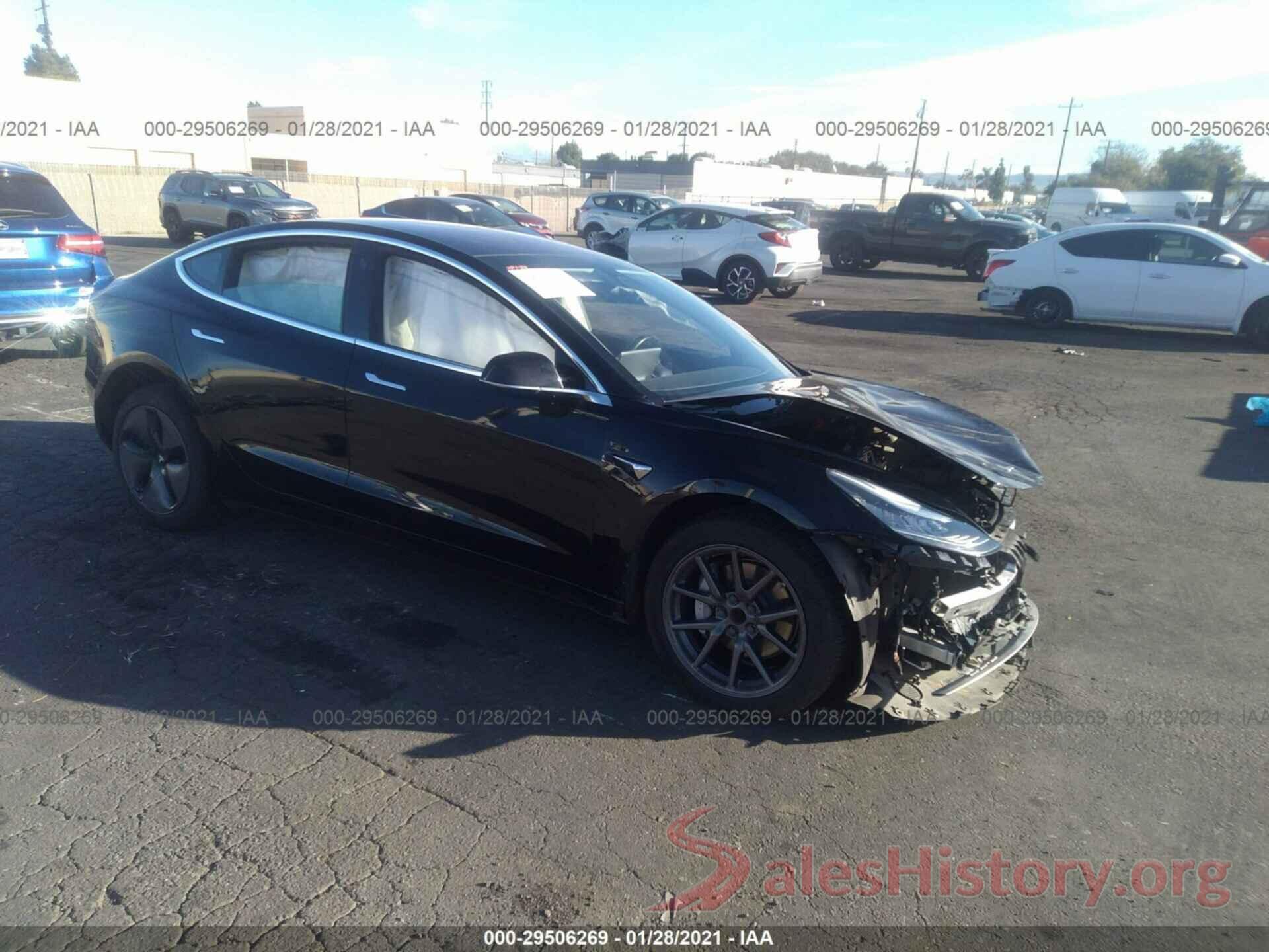 5YJ3E1EA0JF172747 2018 TESLA MODEL 3