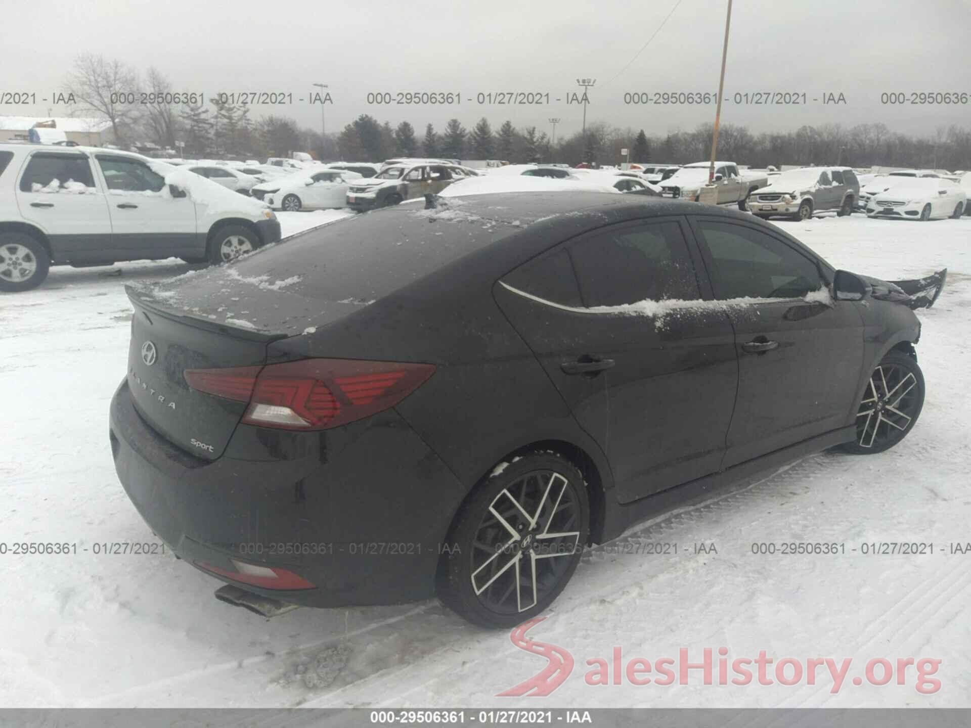 KMHD04LB8KU829511 2019 HYUNDAI ELANTRA