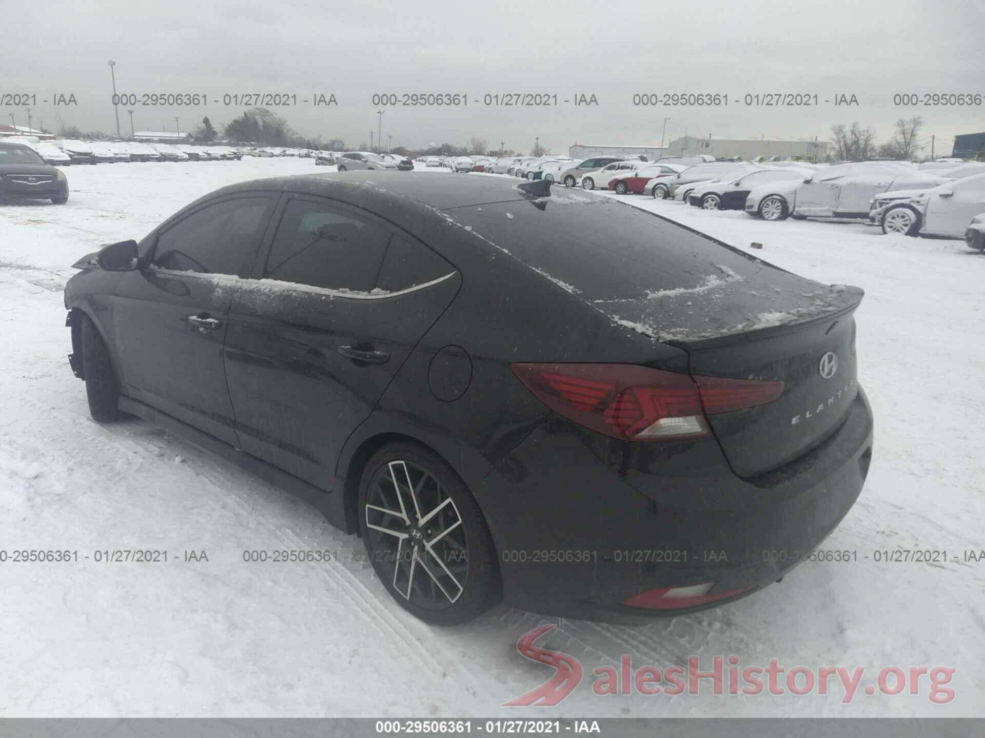 KMHD04LB8KU829511 2019 HYUNDAI ELANTRA